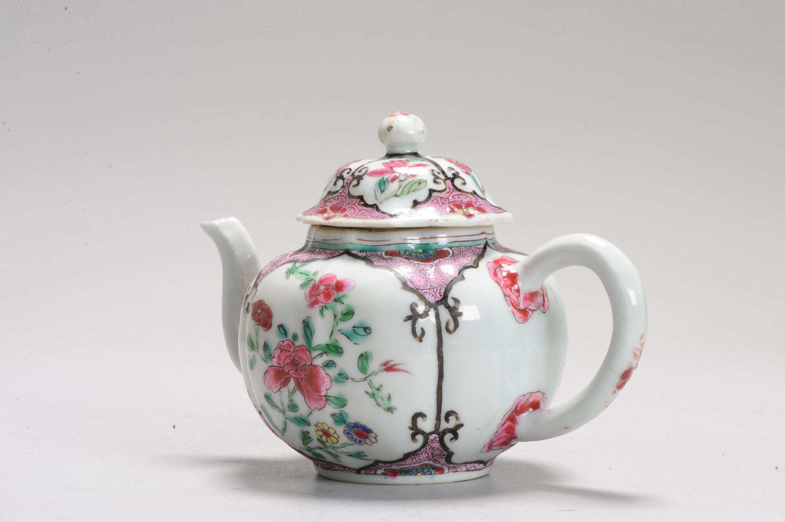 Antique Ca 1730 Chinese Porcelain Yongzheng Fencai Decorated Teapot Rose - Image 6