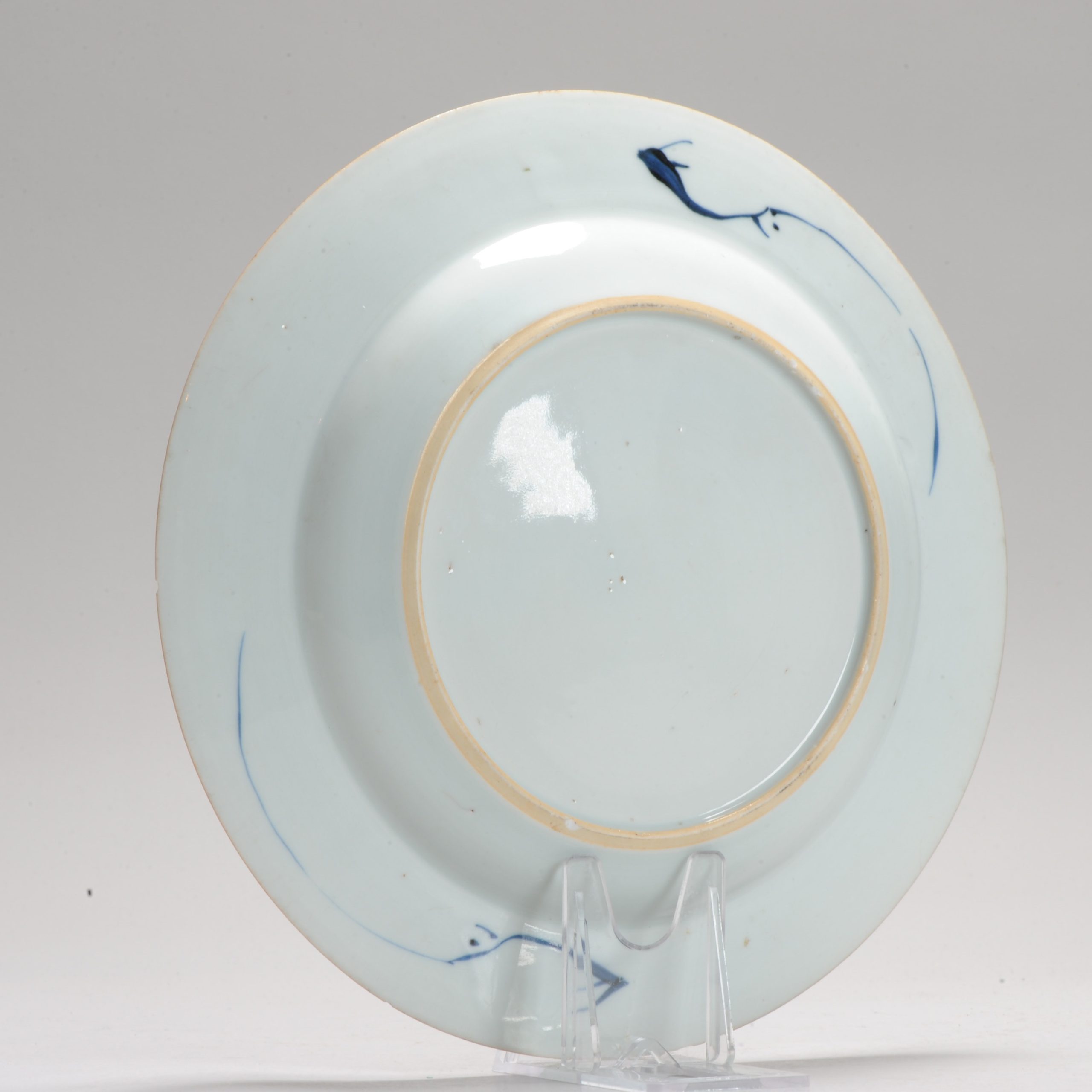 Antique Ca 1720 Chinese Porcelain Kangxi Blue and WHite Plate with blue border - Image 9