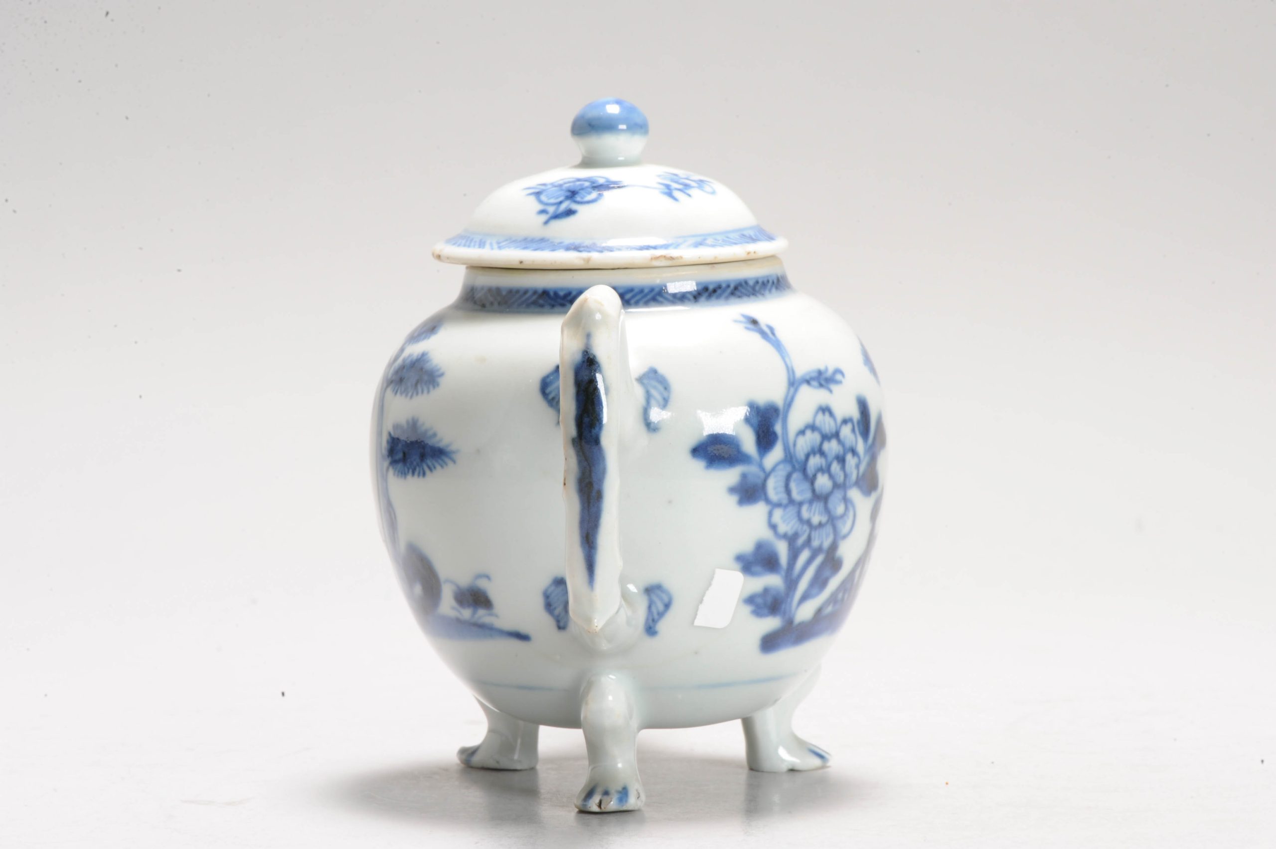A Chinese Porcelain Qianlong period Teapot Antique Globular Body Garden - Image 14