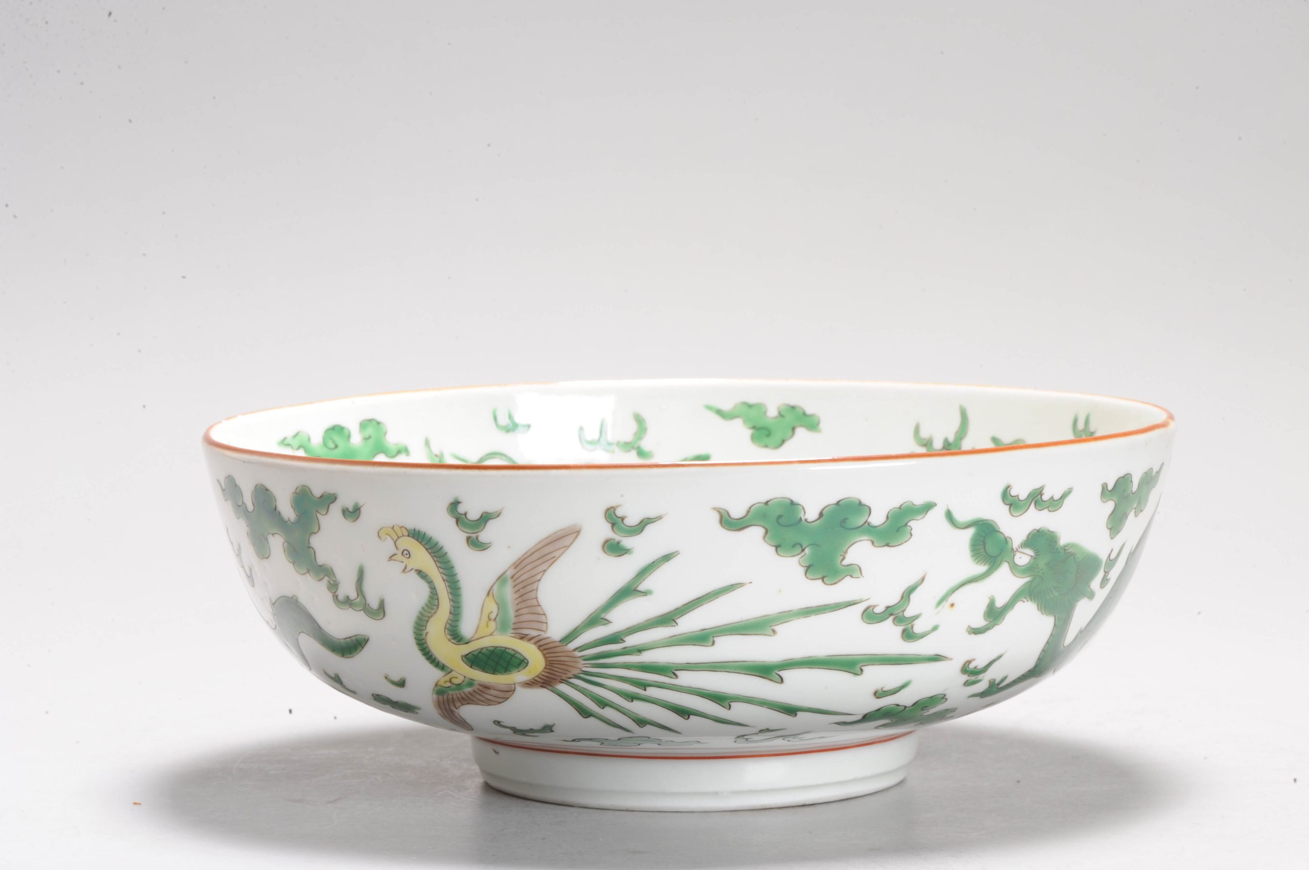 A 19C Beautiful and large Japanese Porcelain Polychrome Green Bowl Japan Antique - Image 6
