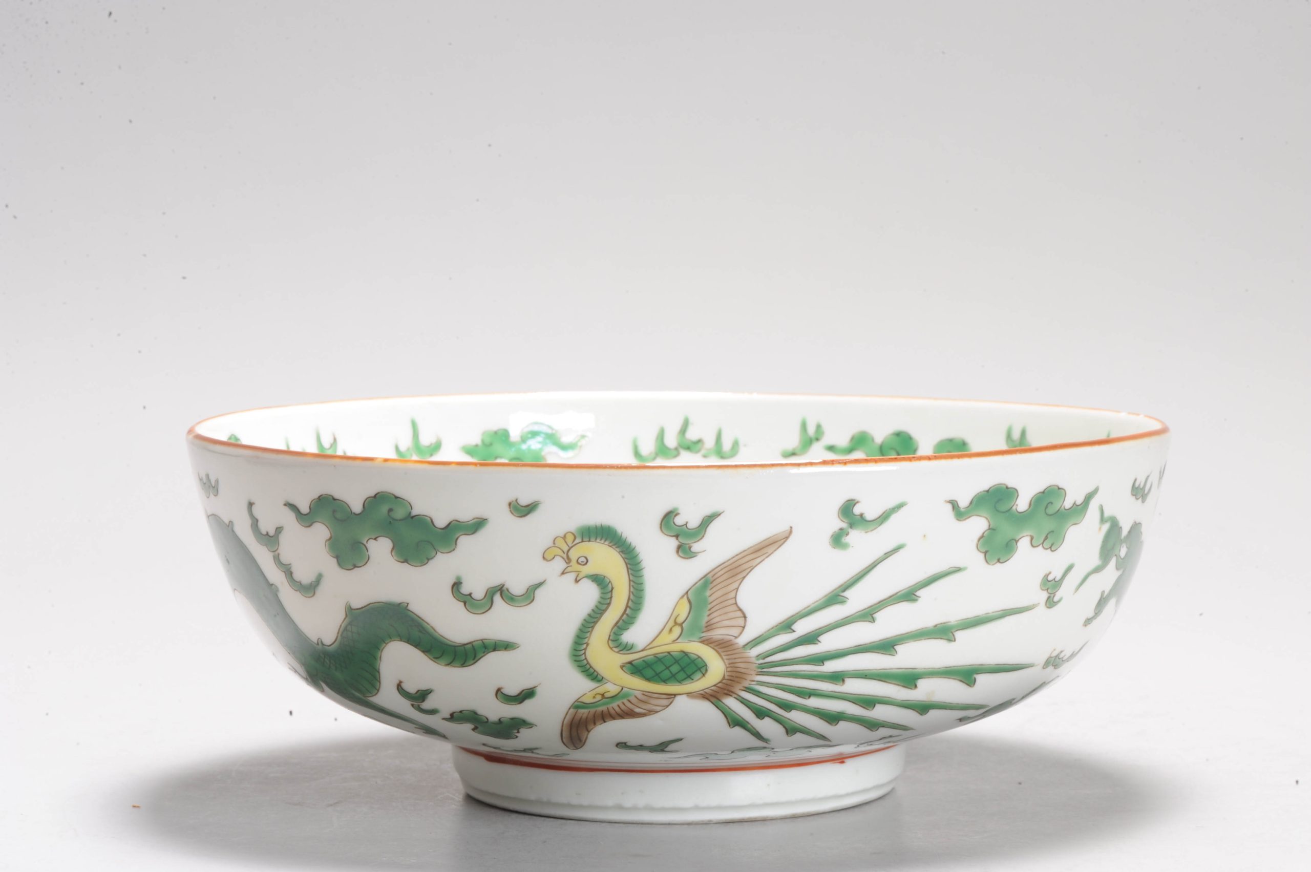 A 19C Beautiful and large Japanese Porcelain Polychrome Green Bowl Japan Antique - Image 13