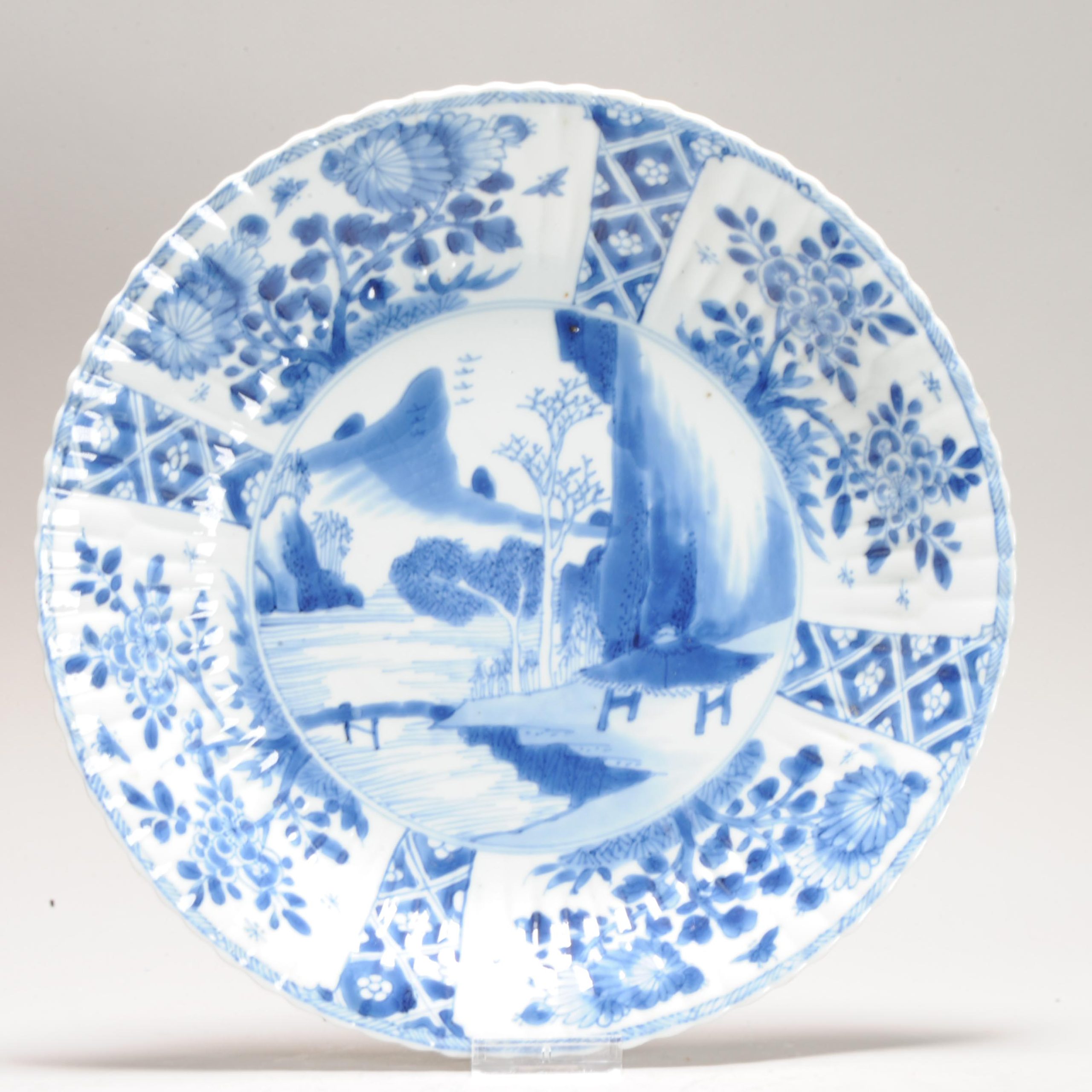 Antique Ca 1700 Chinese Porcelain Kangxi Blue and WHite Plate Xieyi Landscape