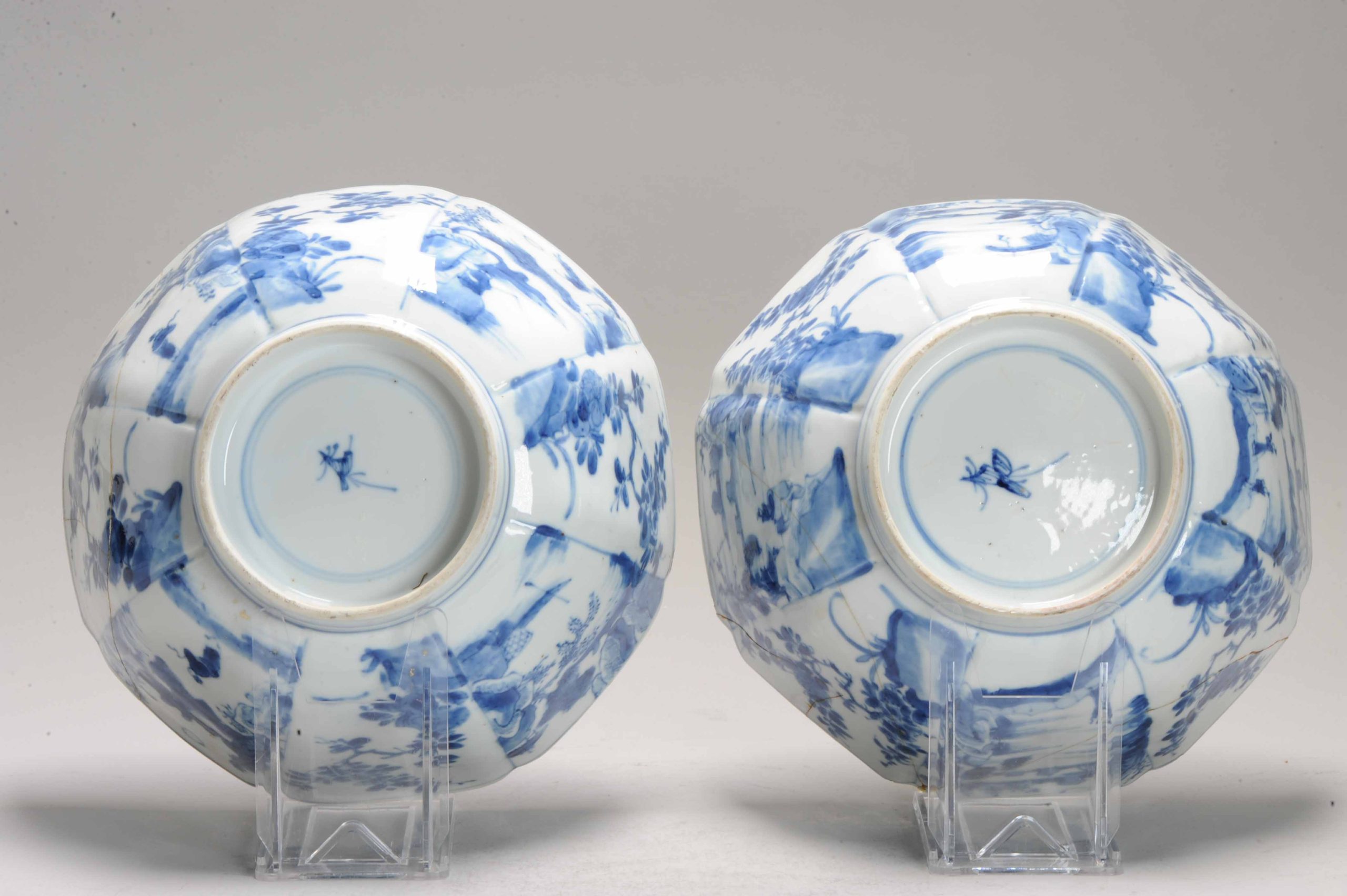 Pair Antique Ca 1700 Chinese Porcelain Kangxi Blue and White Bowls Xieyi Landscape