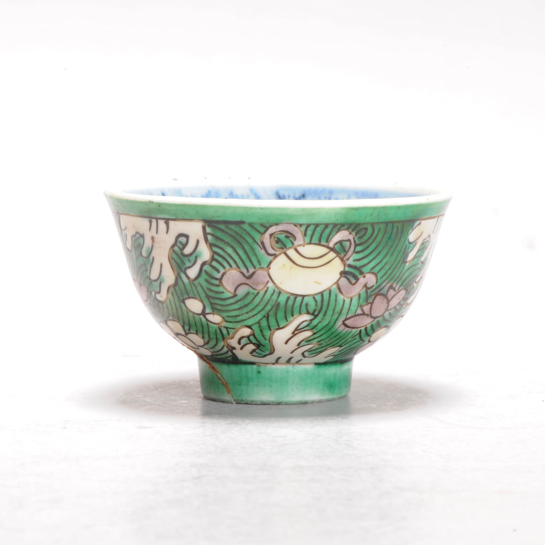 Antique Kangxi Chinese porcelain Sancai China Famille Verte Biscuit Waves Symbols - Image 5