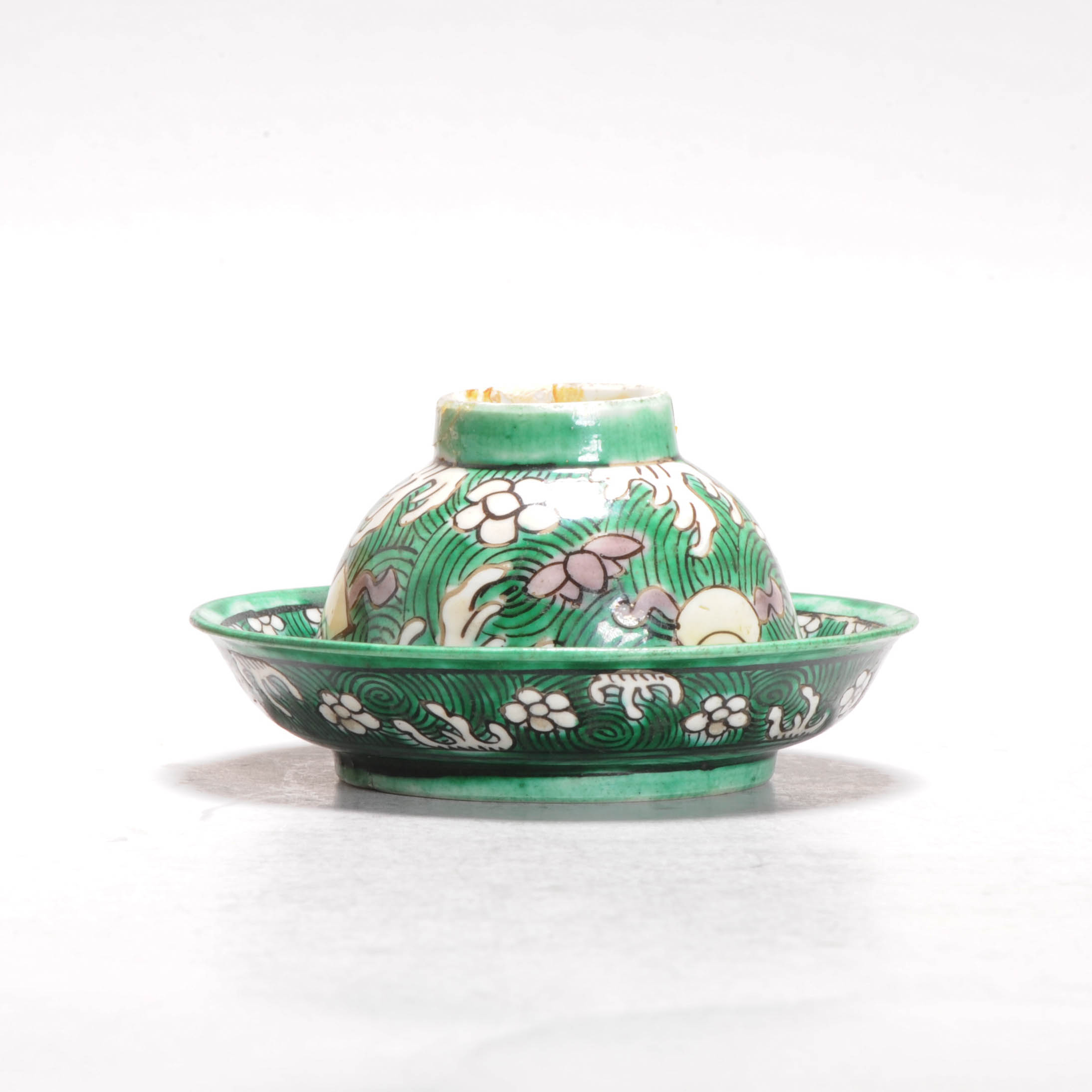 Antique Kangxi Chinese porcelain Sancai China Famille Verte Biscuit Waves Symbols - Image 2