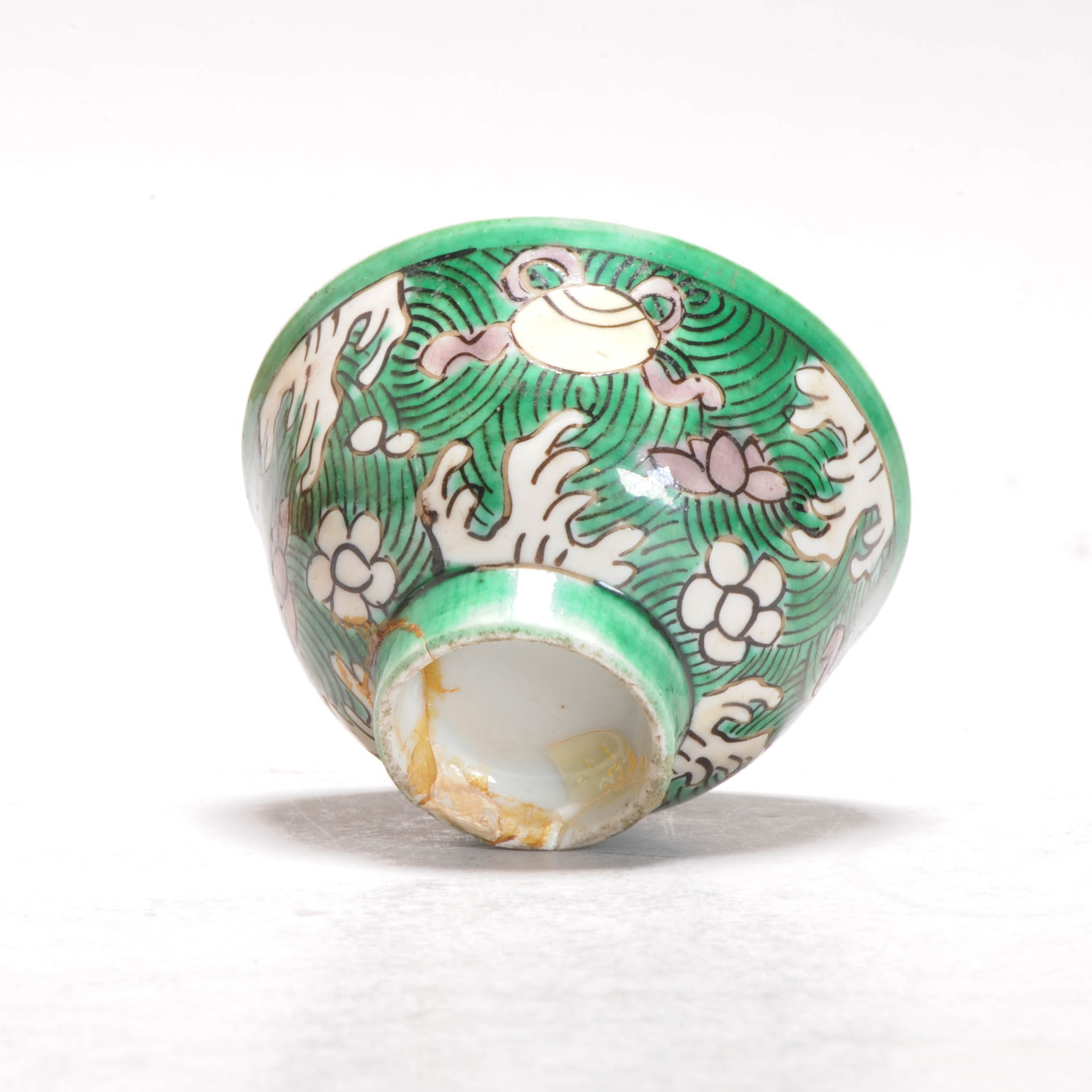 Antique Kangxi Chinese porcelain Sancai China Famille Verte Biscuit Waves Symbols - Image 4