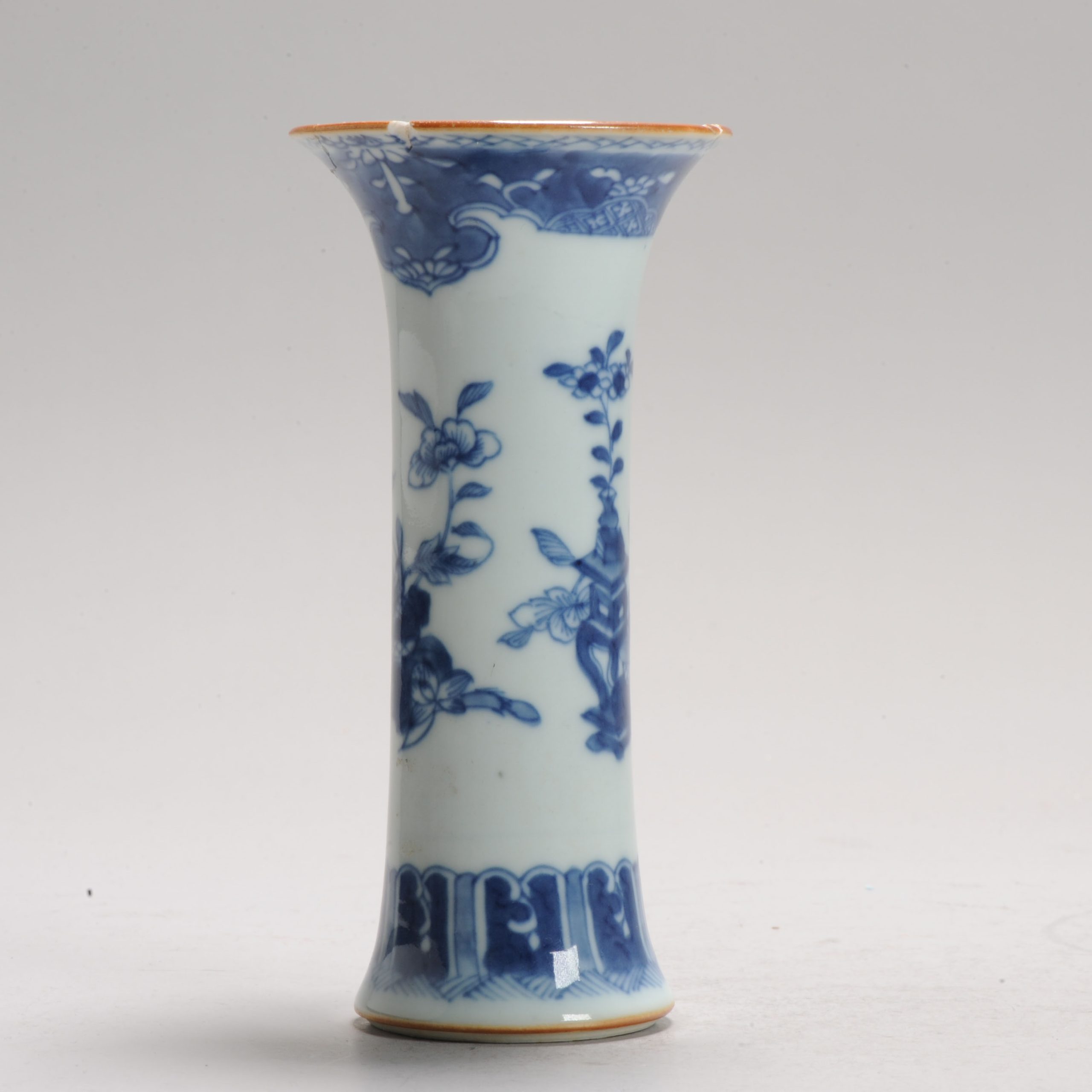 Antique 18th Century Kangxi Chinese Porcelain Beaker Vase - Image 11
