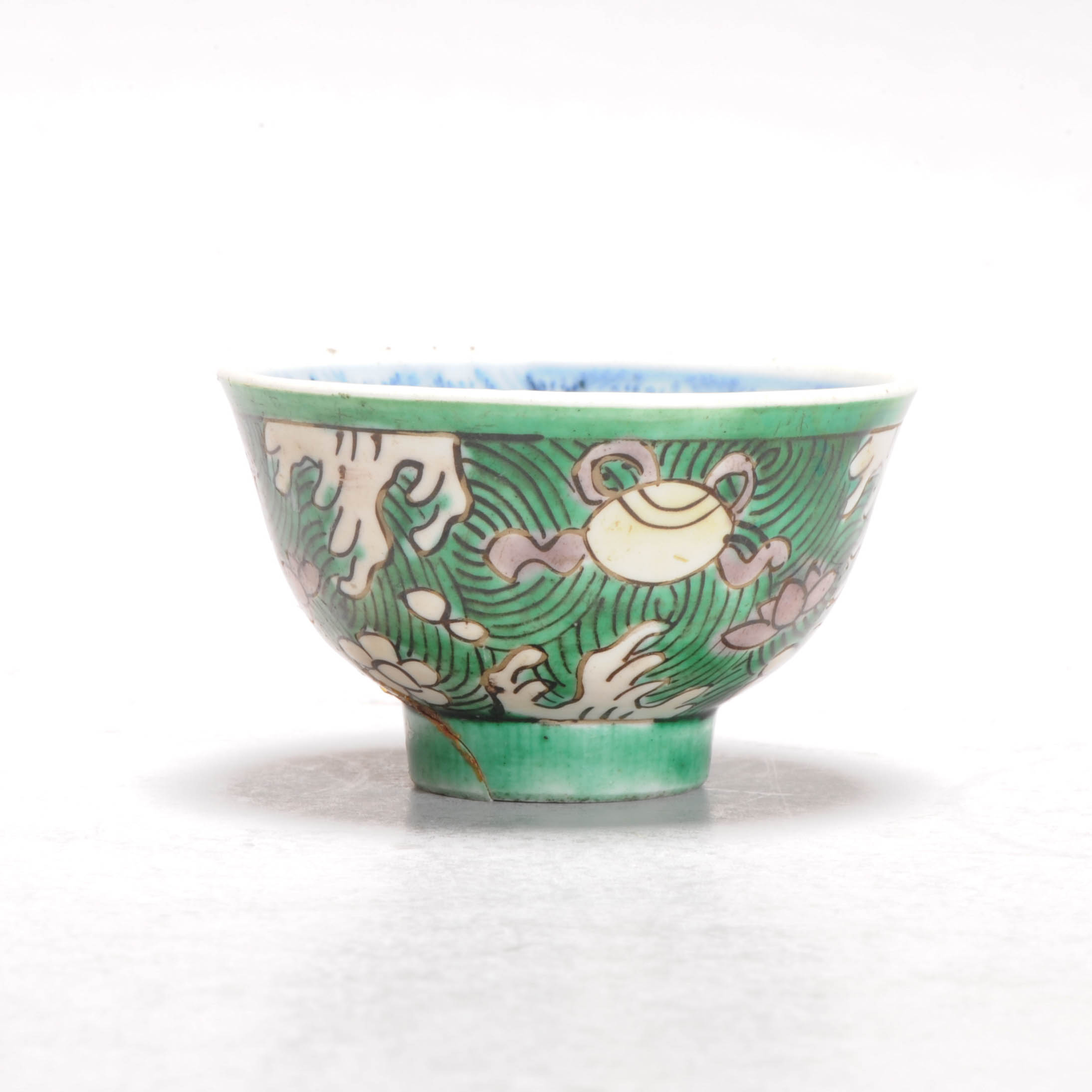 Antique Kangxi Chinese porcelain Sancai China Famille Verte Biscuit Waves Symbols - Image 9