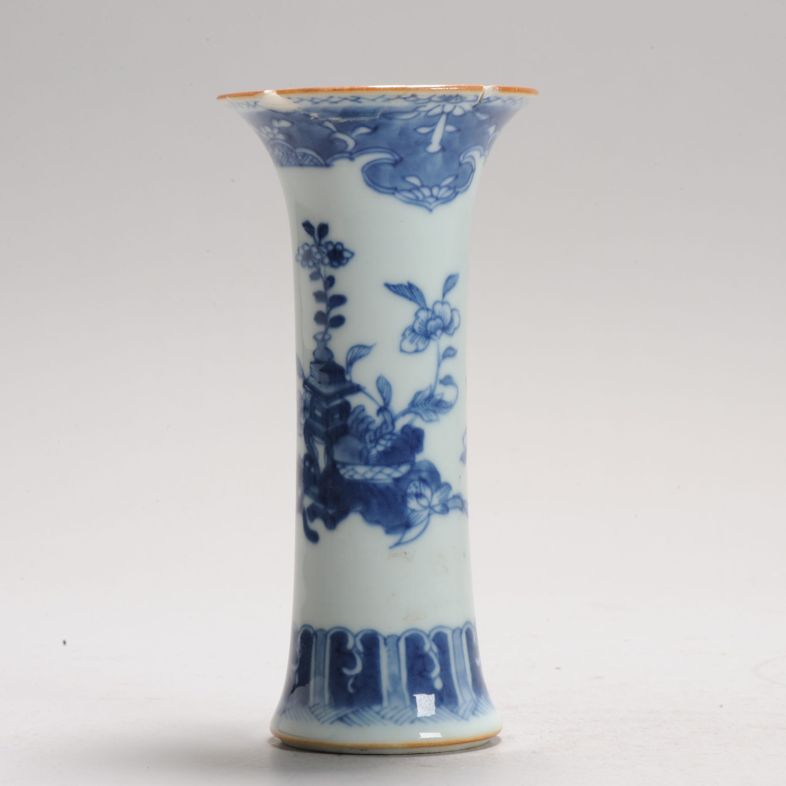 Antique 18th Century Kangxi Chinese Porcelain Beaker Vase - Image 13