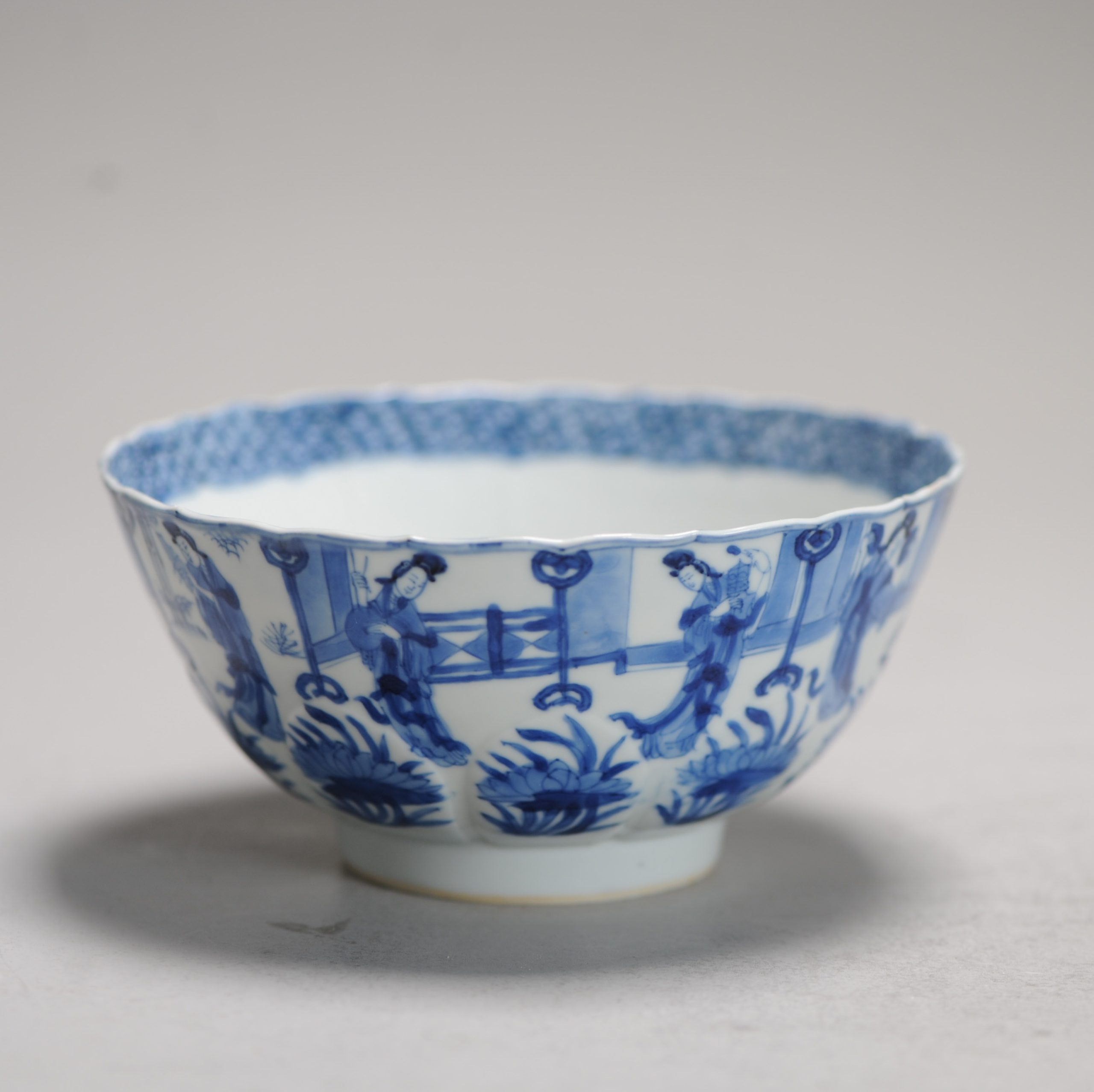 A Rare Kangxi period Chinese porcelain Bowl with Pagode Long Liza Instruments - Image 7