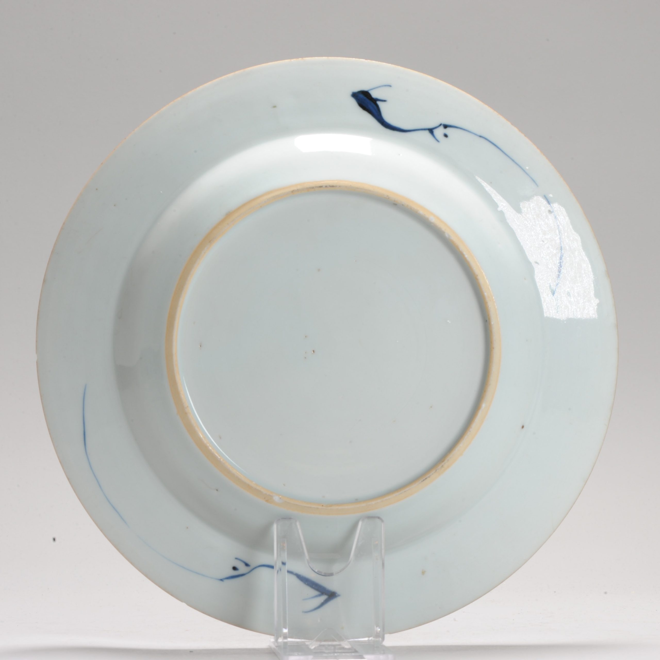 Antique Ca 1720 Chinese Porcelain Kangxi Blue and WHite Plate with blue border - Image 8