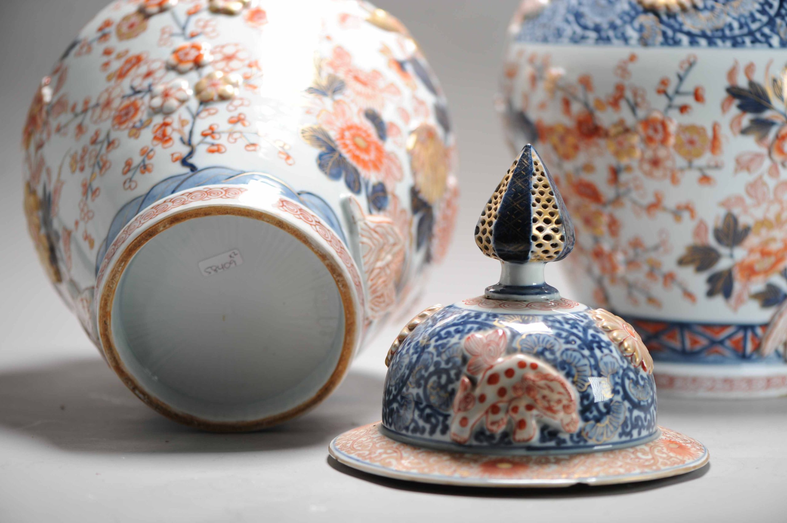 Antique 19th Century Japanese Style Porcelain Garniture Vases Edme Samson Paris - Image 11