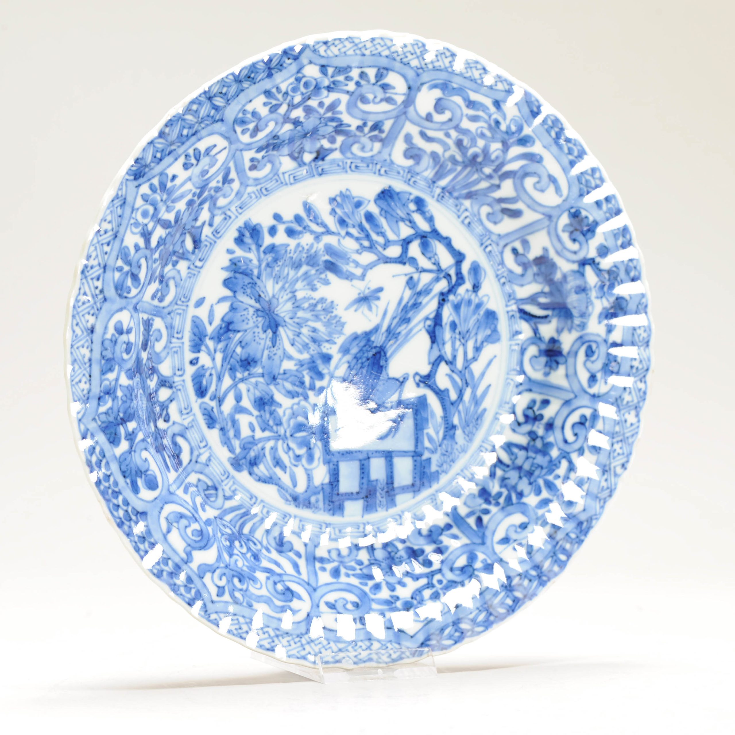 Antique Chinese Ca 1700 Kangxi Chinese Porcelain Dish BIRD Marked Artemesia - Image 2