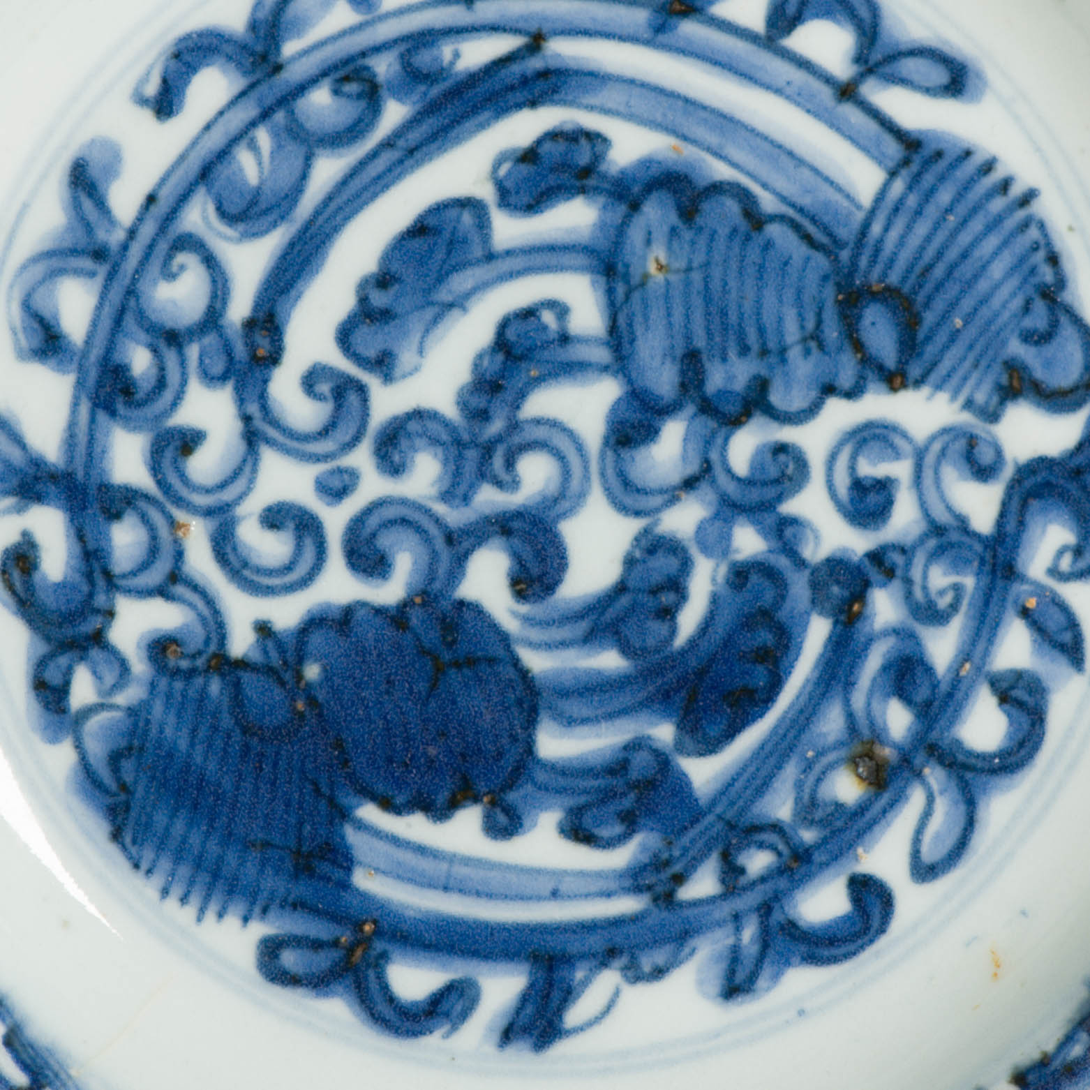 Lovely 16C Chinese Porcelain Ming Period Shallow Dish Dragon Chilong - Image 15