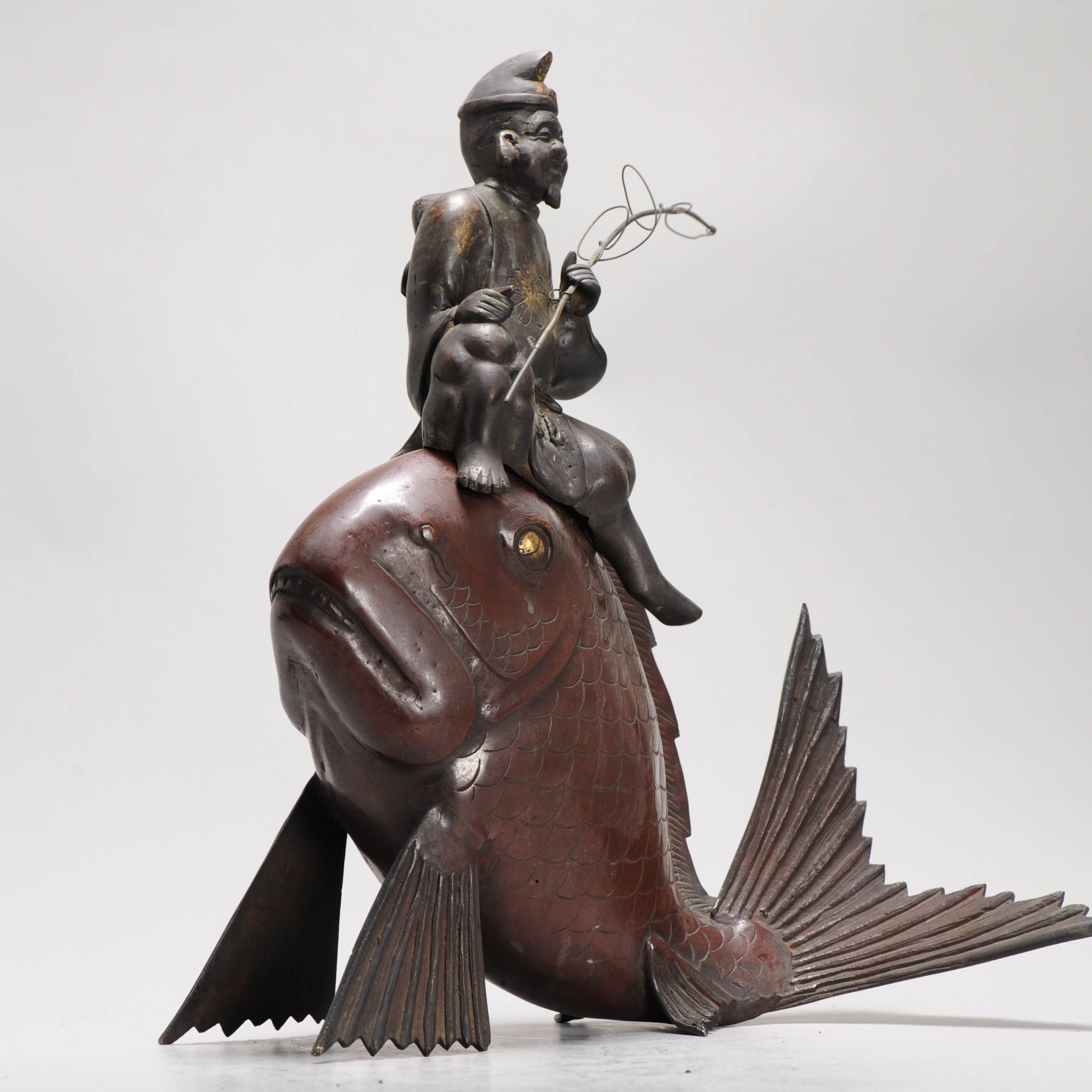Antique Japanese Bronze / copper Statue Incense Burner Fisherman on a fish - 图片 3