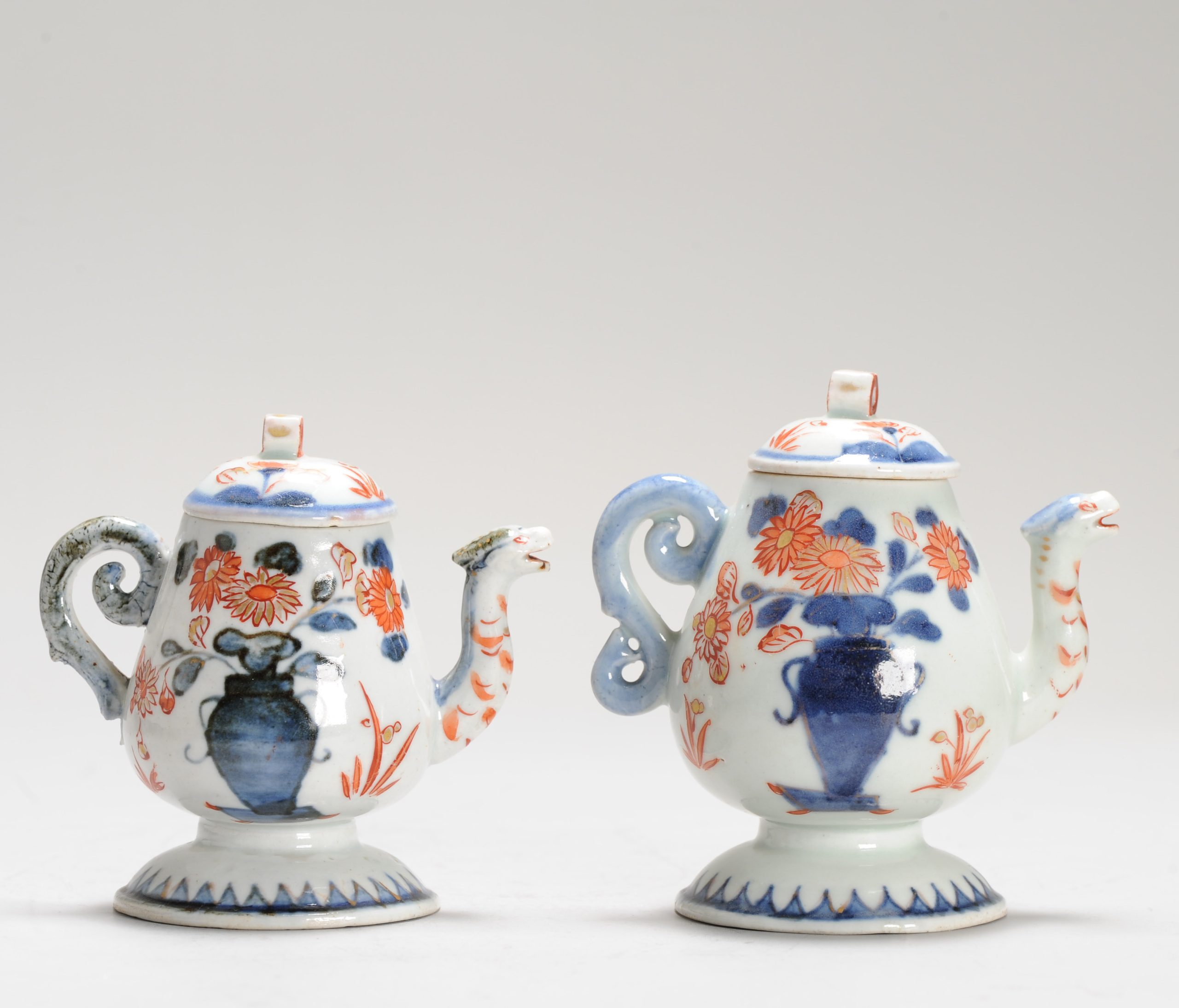 Antique Ca 1700 Set Japanese Imari Porcelain Oil/Vinegar Jug Arita Edo Dragon