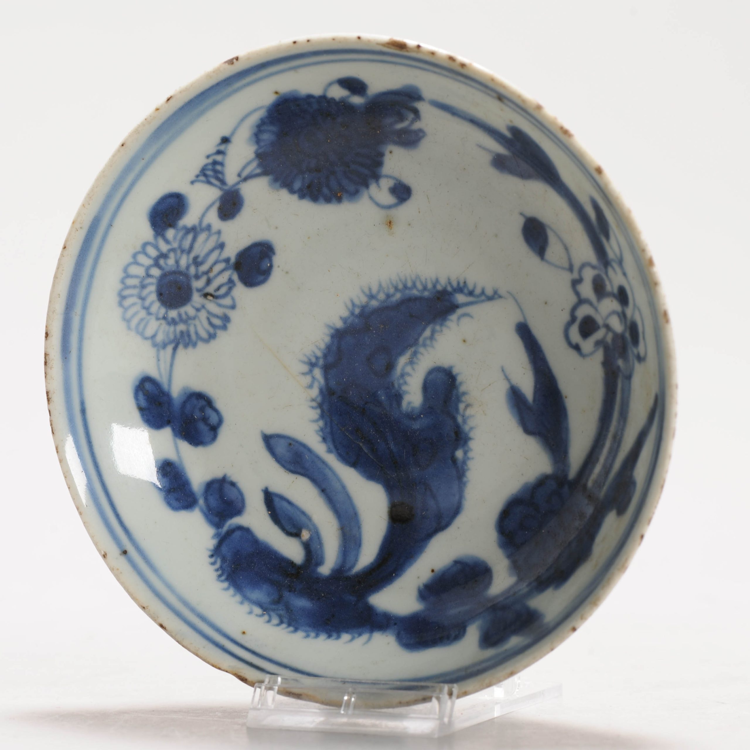 Lovely 16C Chinese Porcelain Ming Period Shallow Dish Garden Floral Scene - Image 12