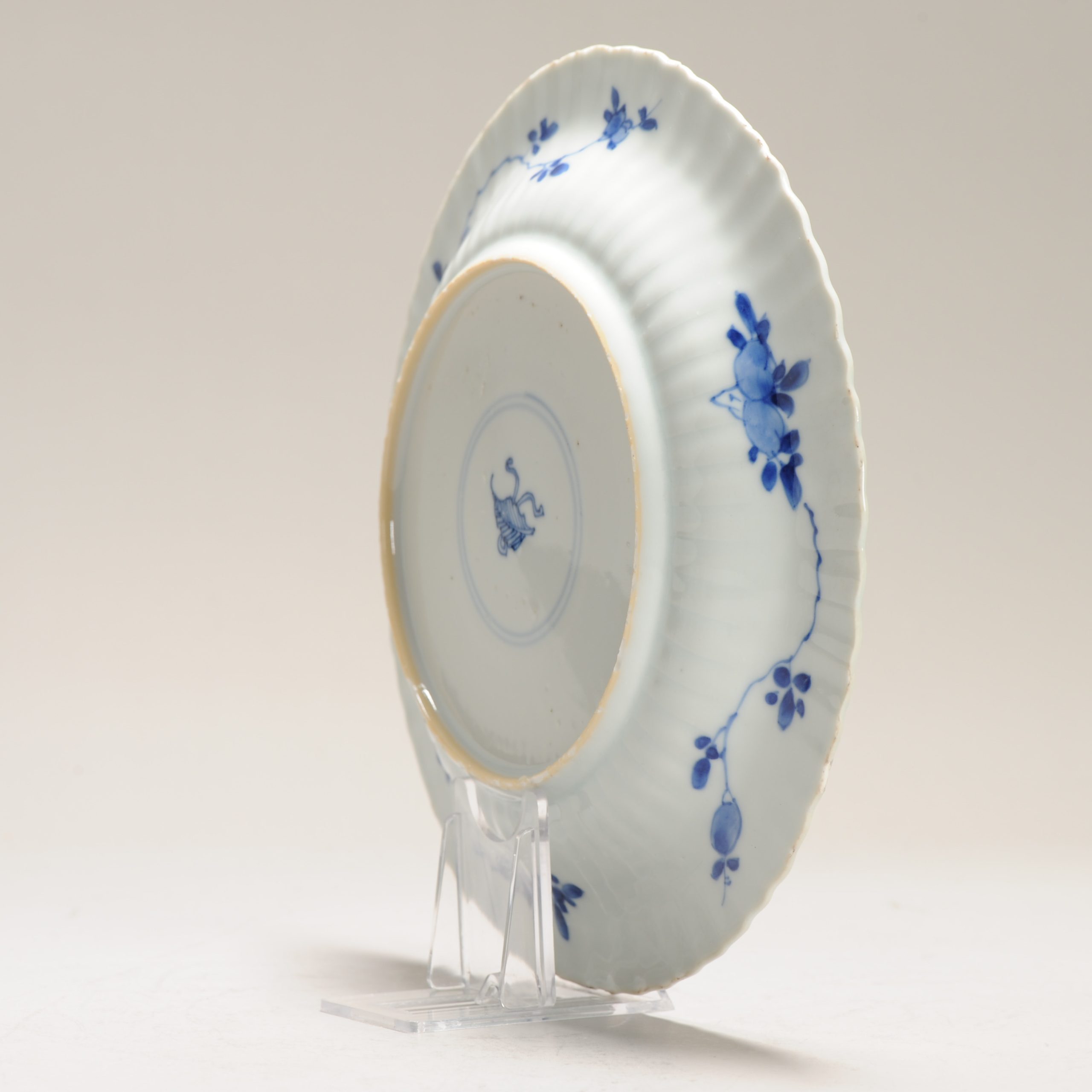 Antique Chinese Ca 1700 Kangxi Chinese Porcelain Dish BIRD Marked Artemesia - Image 5