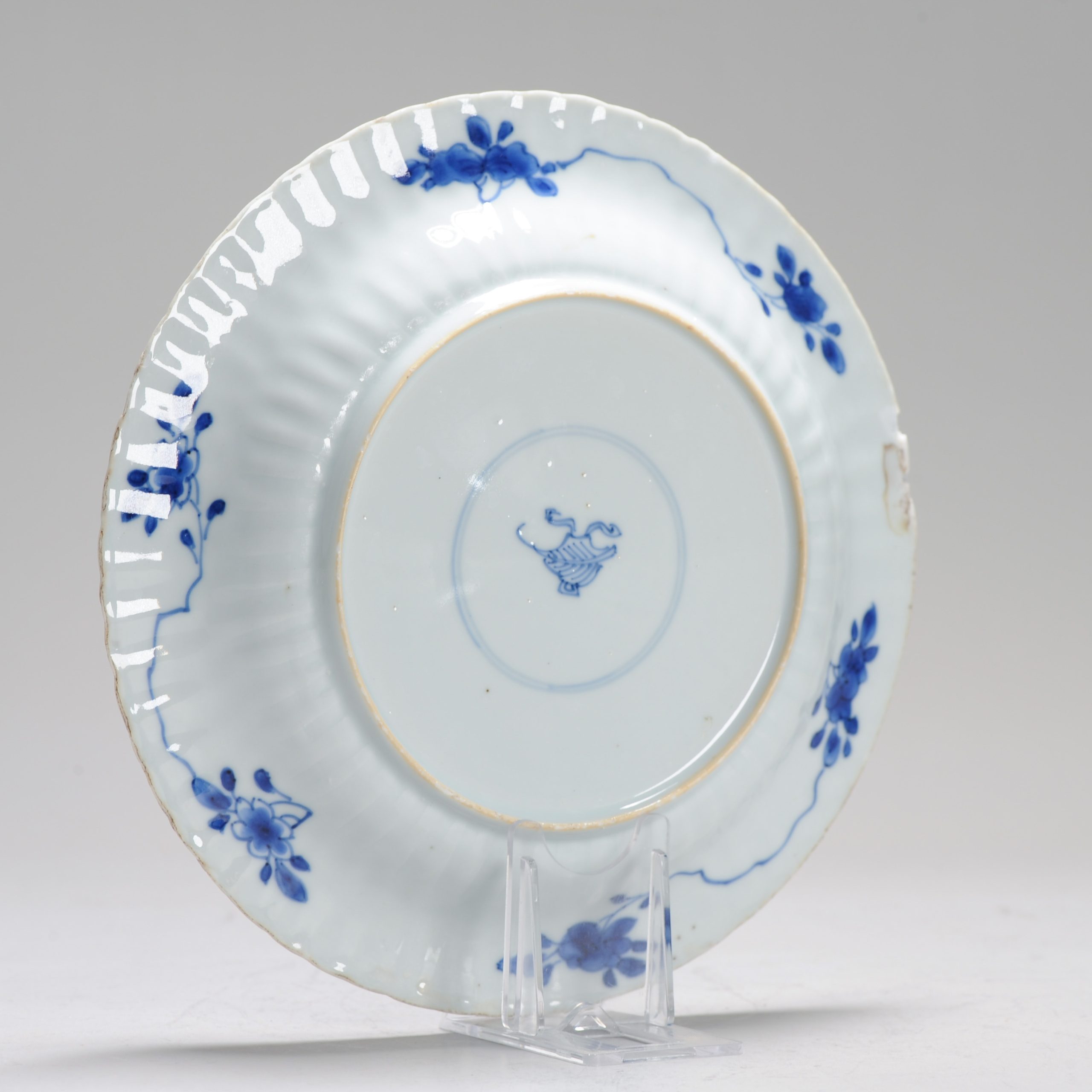 Antique Chinese Ca 1700 Kangxi Chinese Porcelain Dish BIRD Marked Artemesia - Image 9