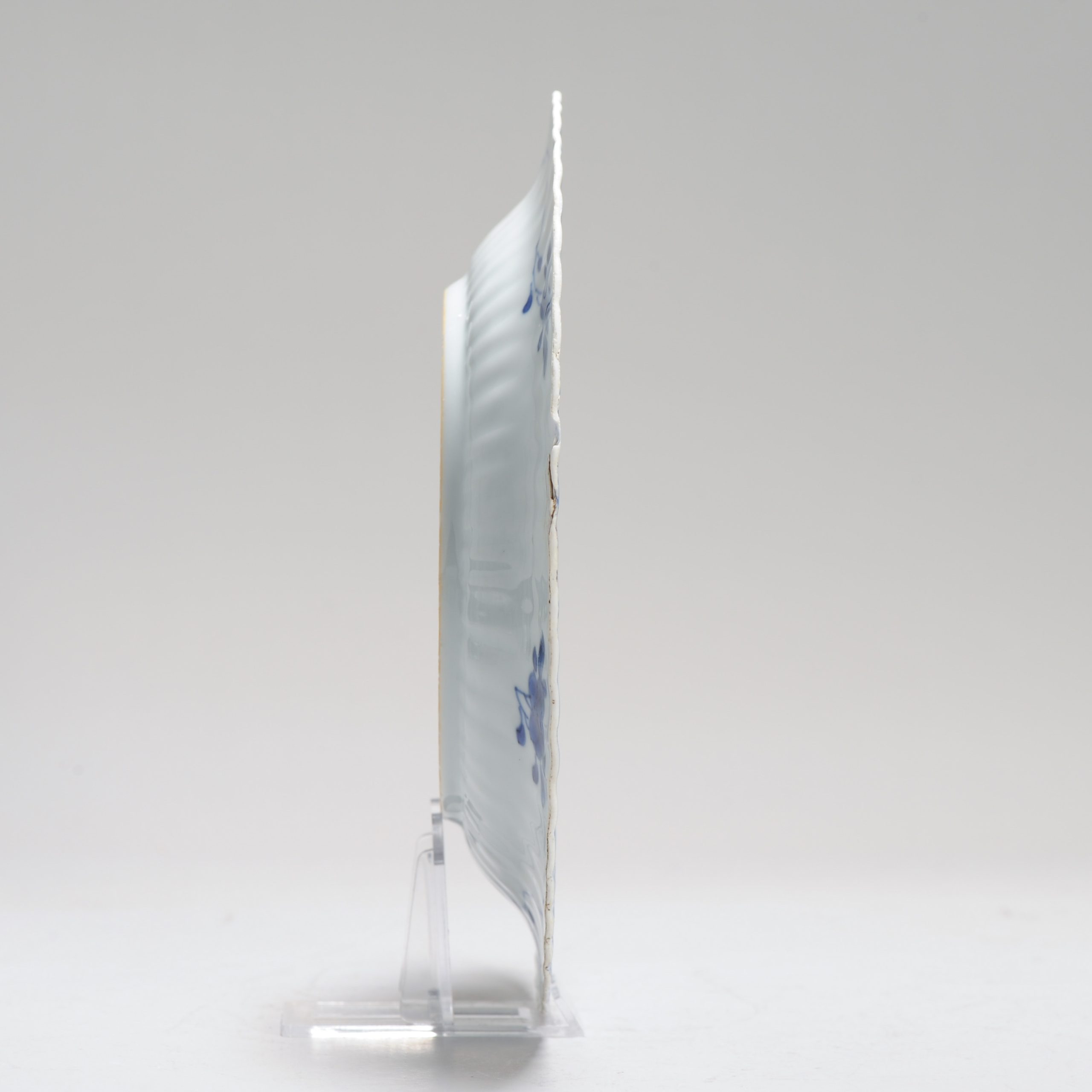 Antique Chinese Ca 1700 Kangxi Chinese Porcelain Dish BIRD Marked Artemesia - Image 5