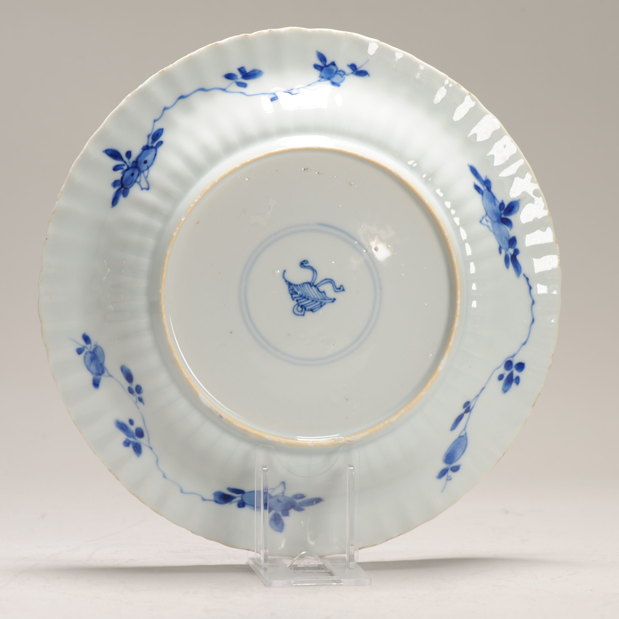Antique Chinese Ca 1700 Kangxi Chinese Porcelain Dish BIRD Marked Artemesia - Image 7