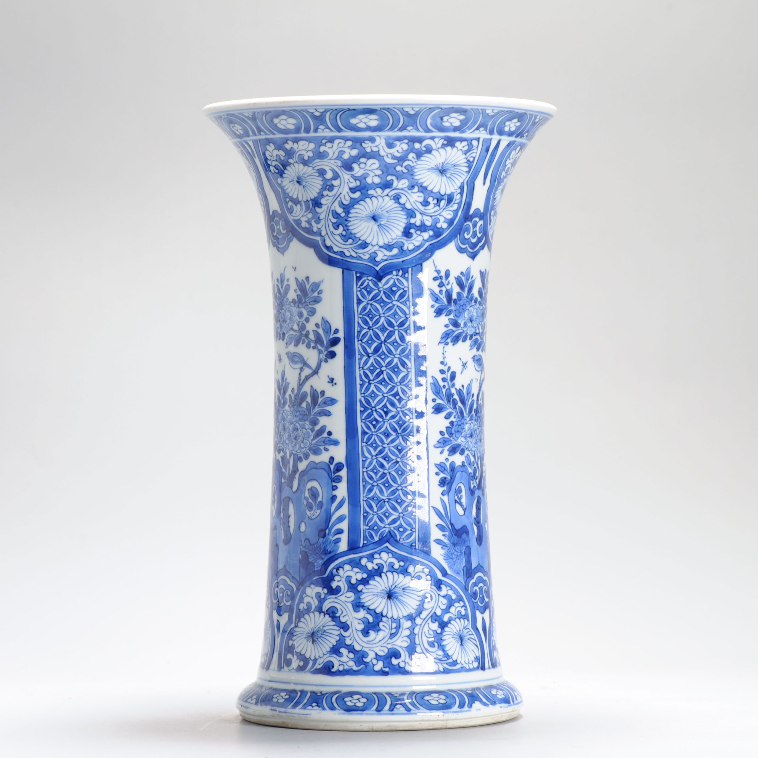 35.5CM Beaker Vase Chinese Porcelain Kangxi Period Blue and white Flowers Cobalt - Image 8