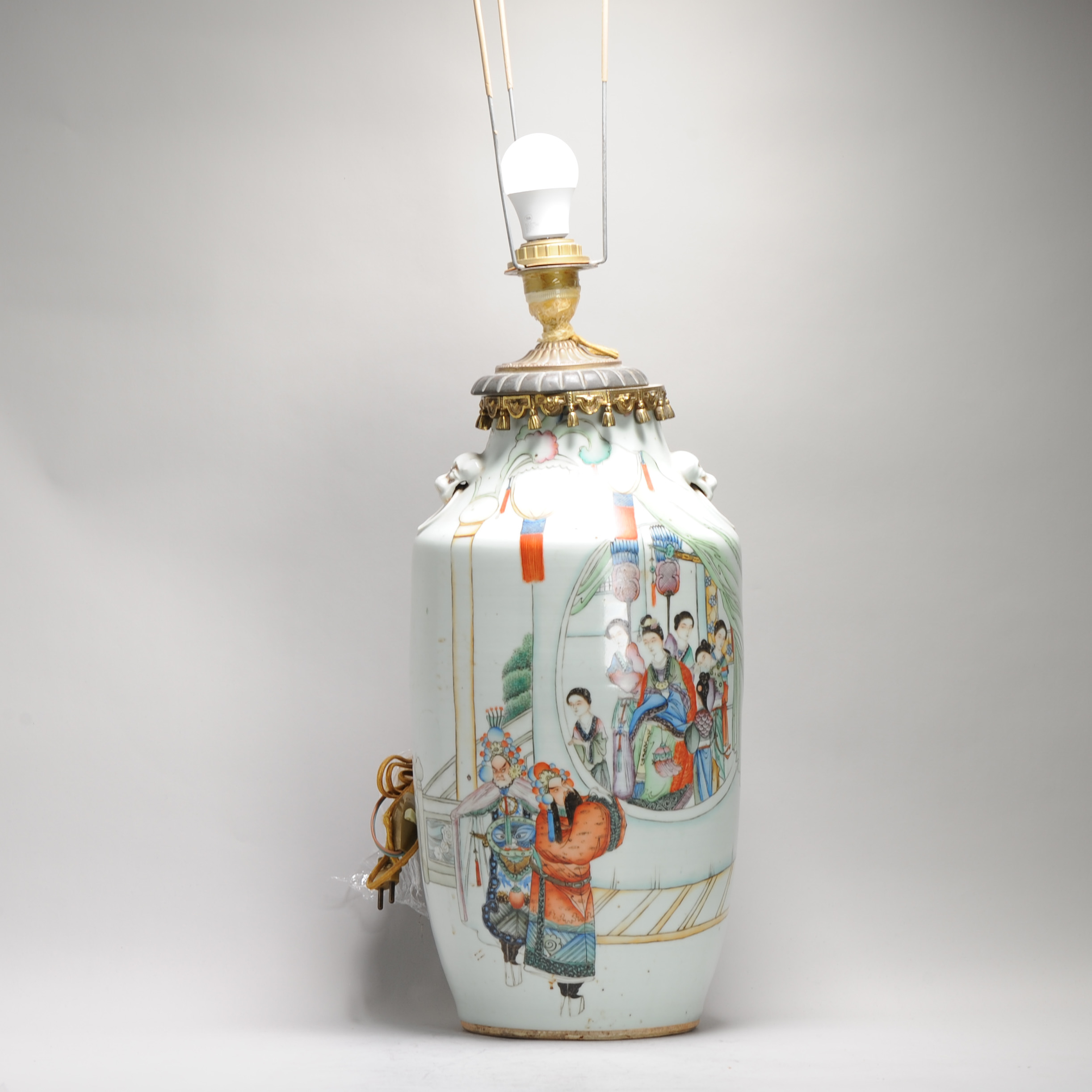 Antique Chinese Vase Late Qing Dynasty or Republic Porcelain Made into a Lamp