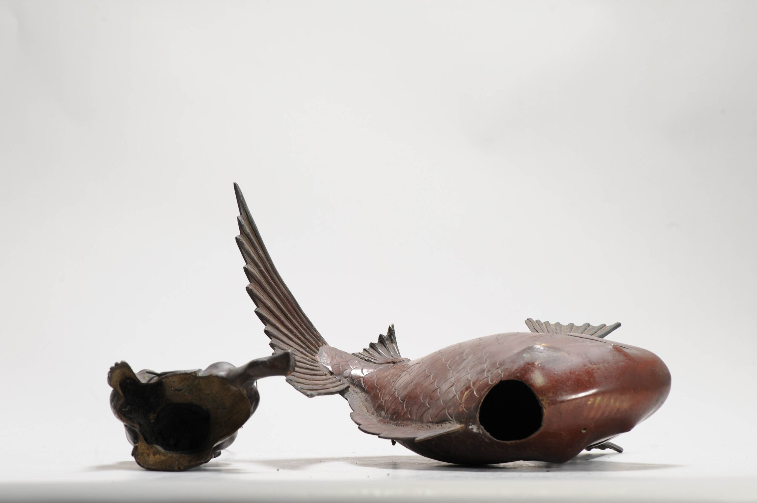 Antique Japanese Bronze / copper Statue Incense Burner Fisherman on a fish - 图片 19