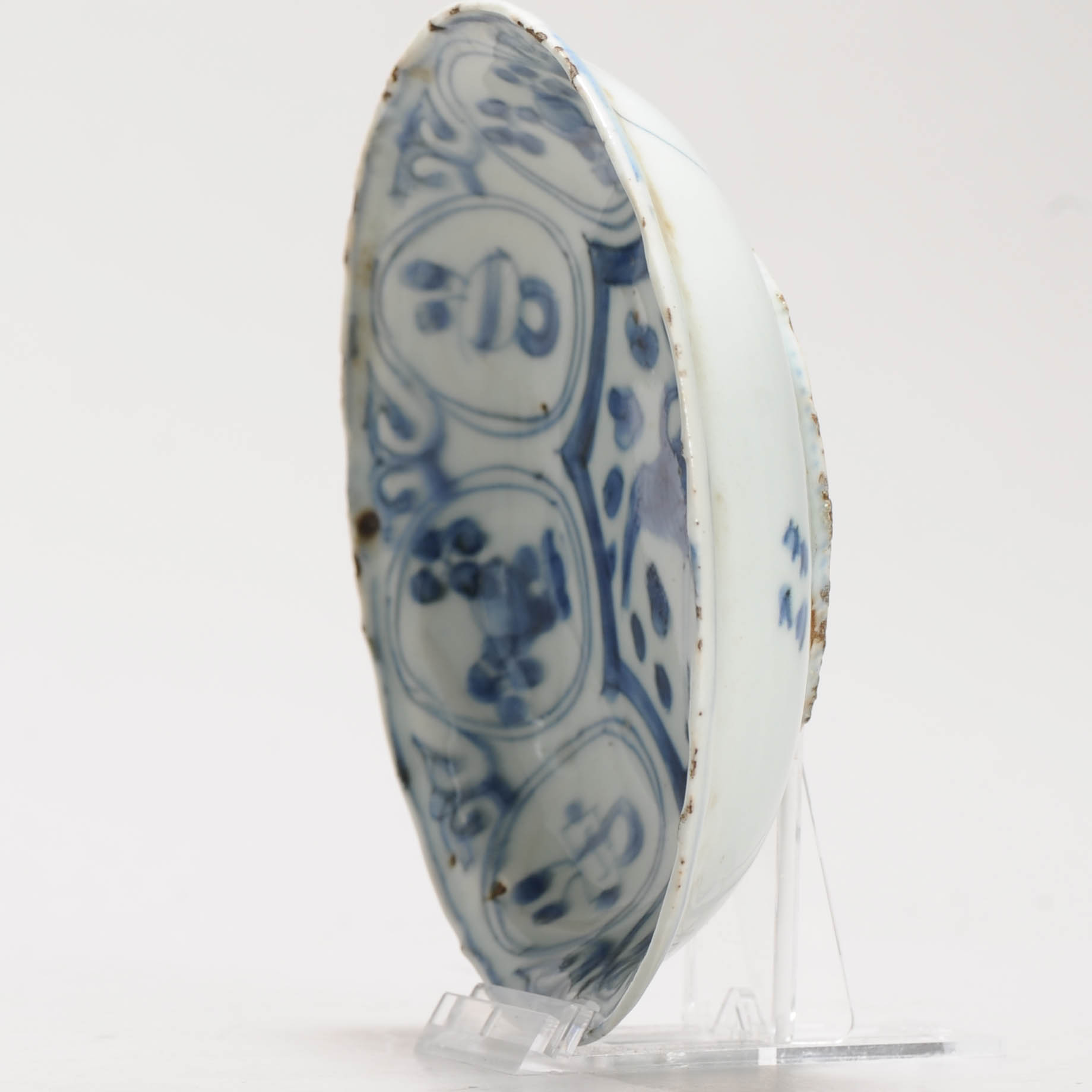 Antique Ming Period Chinese Porcelain Kraak dish Crane and Auspicious Symbol - Image 3