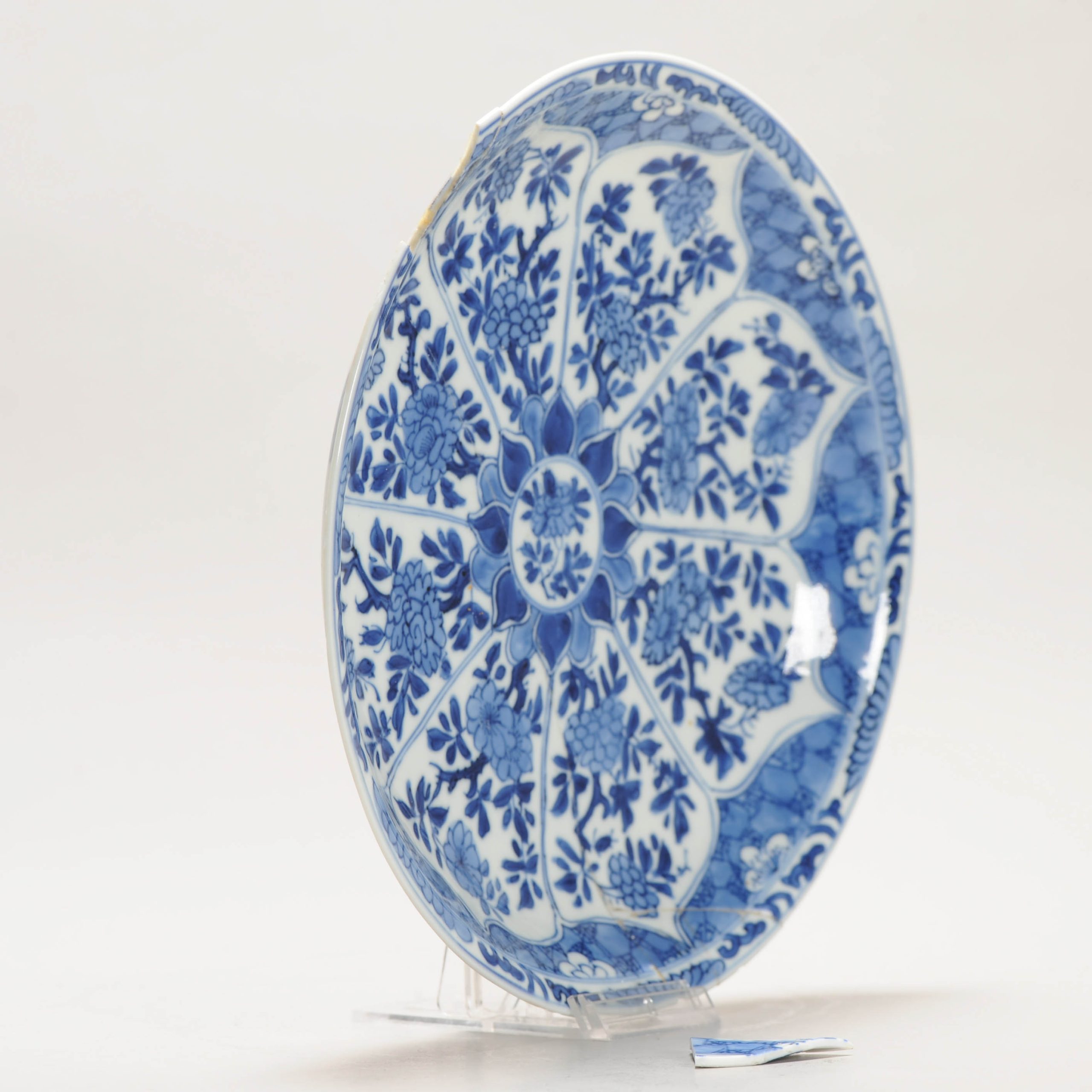 Antique Kangxi Qing Period Chinese Porcelain Plate Marked Base - Image 3
