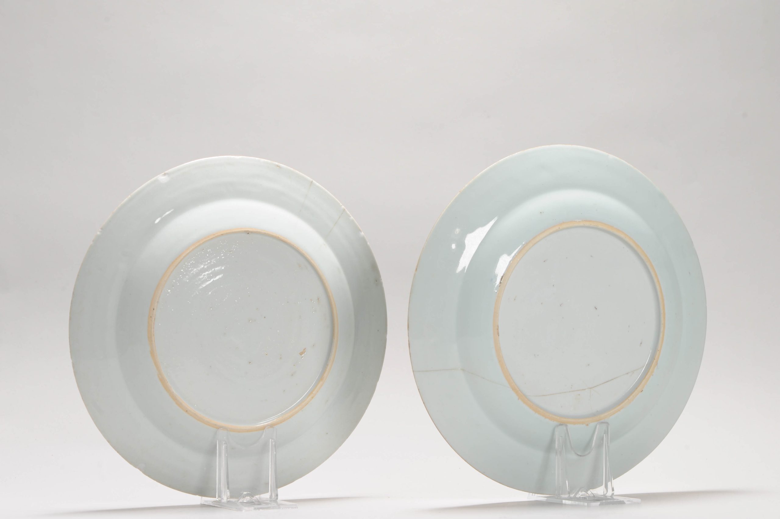 Pair Antique 18C Chinese Porcelain Qianlong Blue And White Crane and Pine Dinner Dishes - Image 8