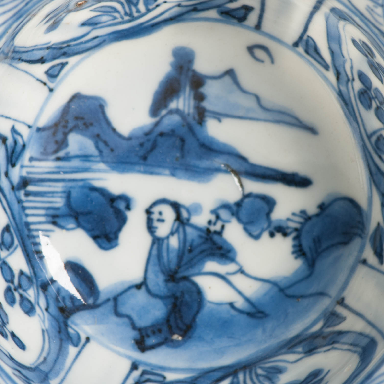 Antique Ming Period Chinese Porcelain Kraak Klapmuts Literatus Figure Masks - Image 3
