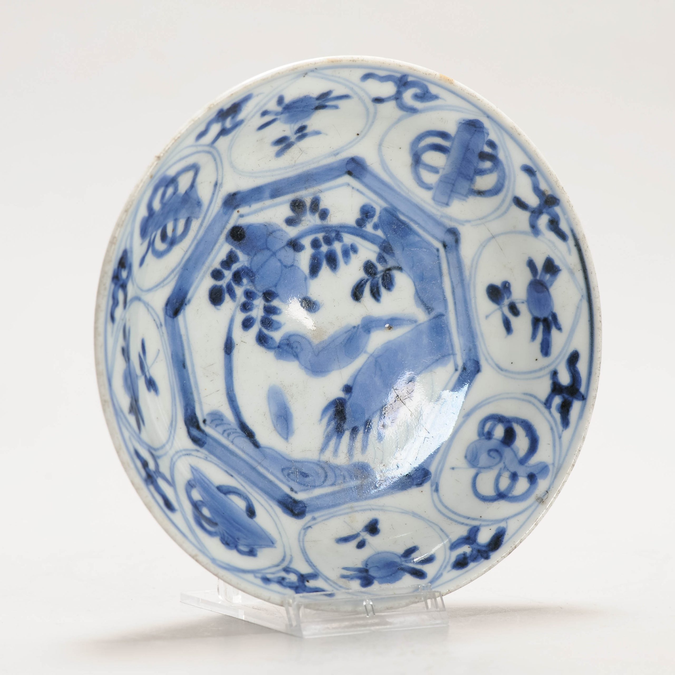Antique Edo period Ca 1700 Japanese Porcelain Plate Arita Kraak Dish - Image 2