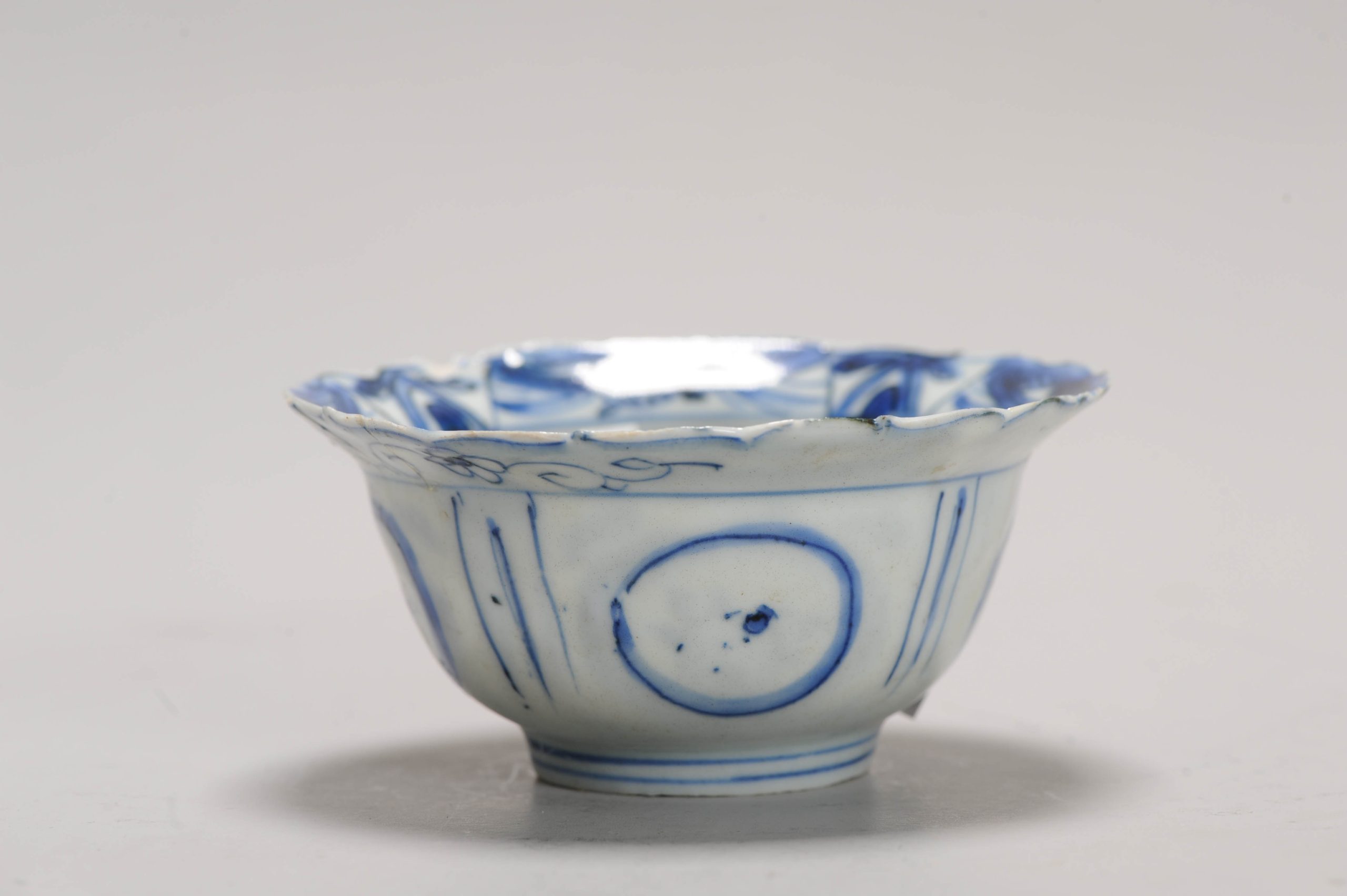 Antique Ming Period Chinese Porcelain Kraak Klapmuts Flowers Fruits Masks - Image 5