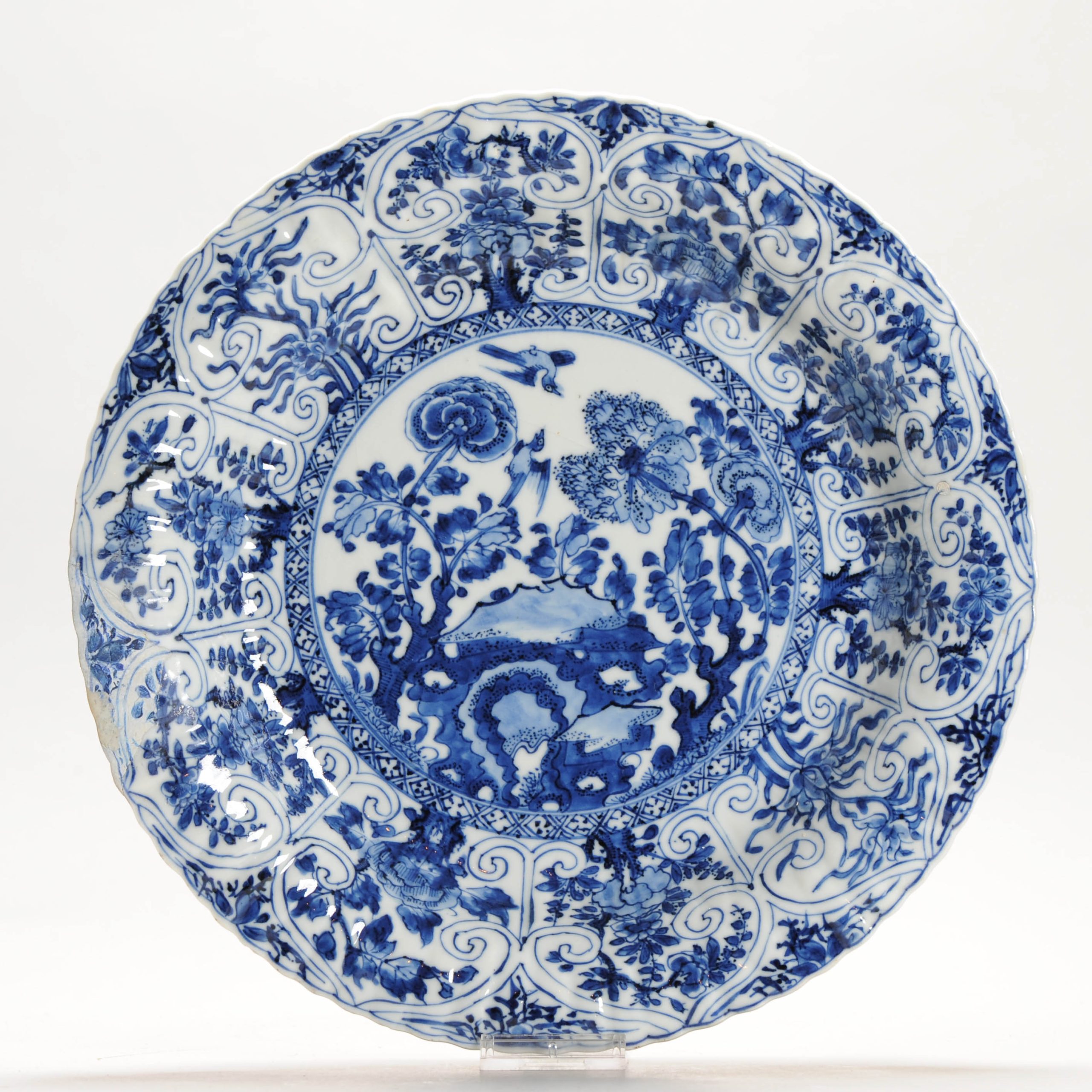 Antique Qing Kangxi Period Chinese Porcelain Plate Large size Marked Base