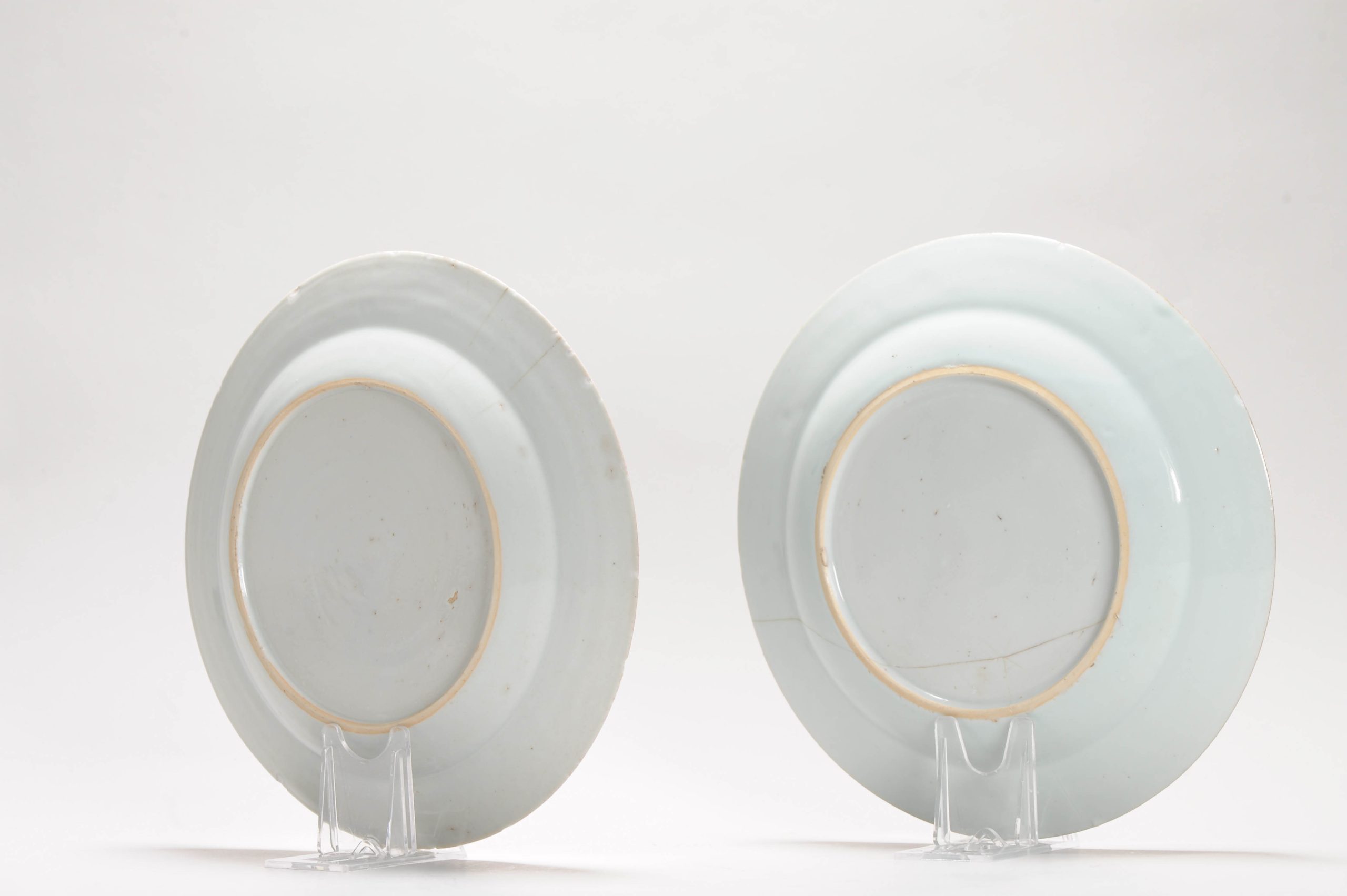Pair Antique 18C Chinese Porcelain Qianlong Blue And White Crane and Pine Dinner Dishes - Image 6