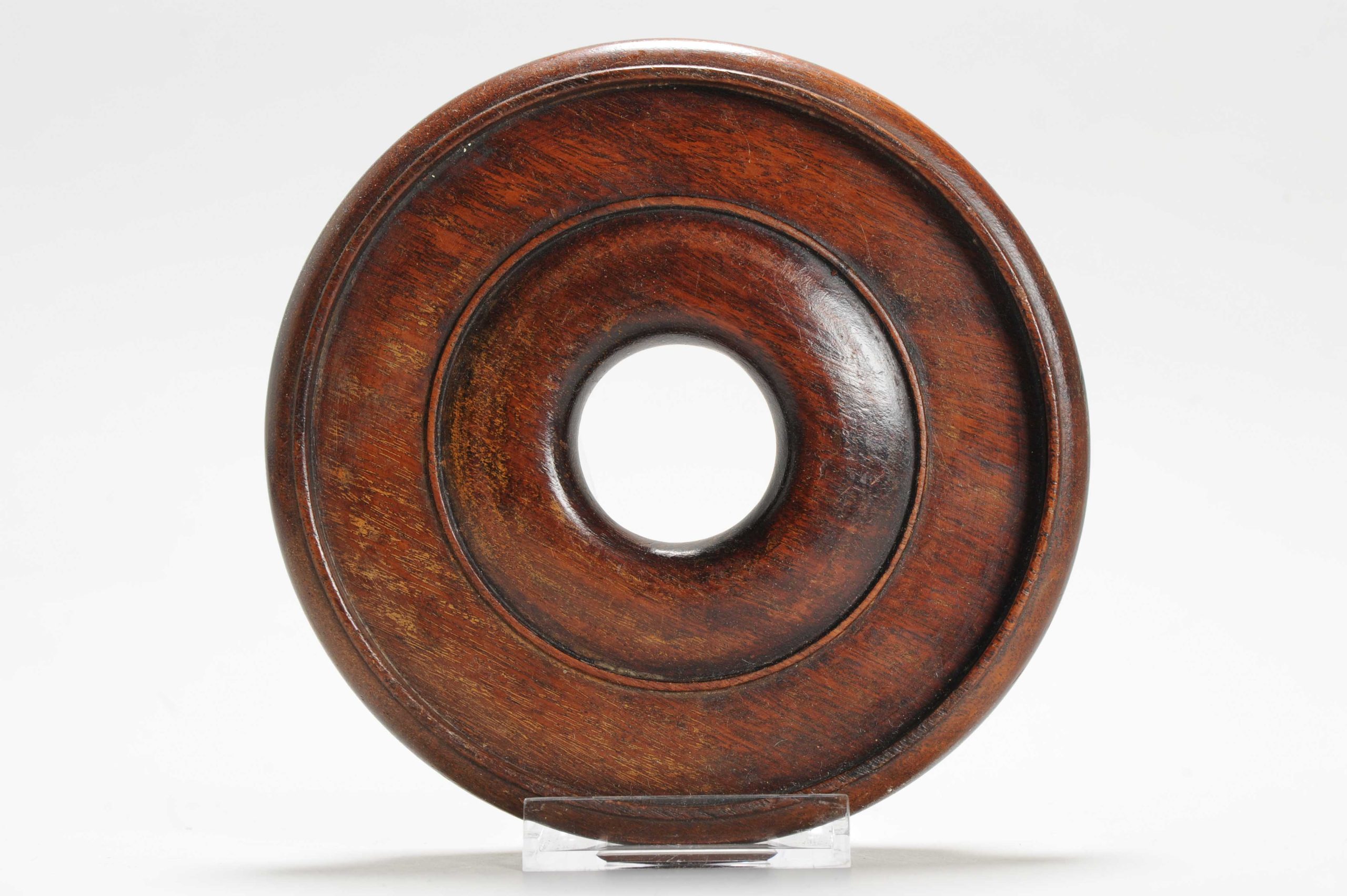 19th century Wooden Stand for Chinese or Japanese Antique Porcelain - Image 3