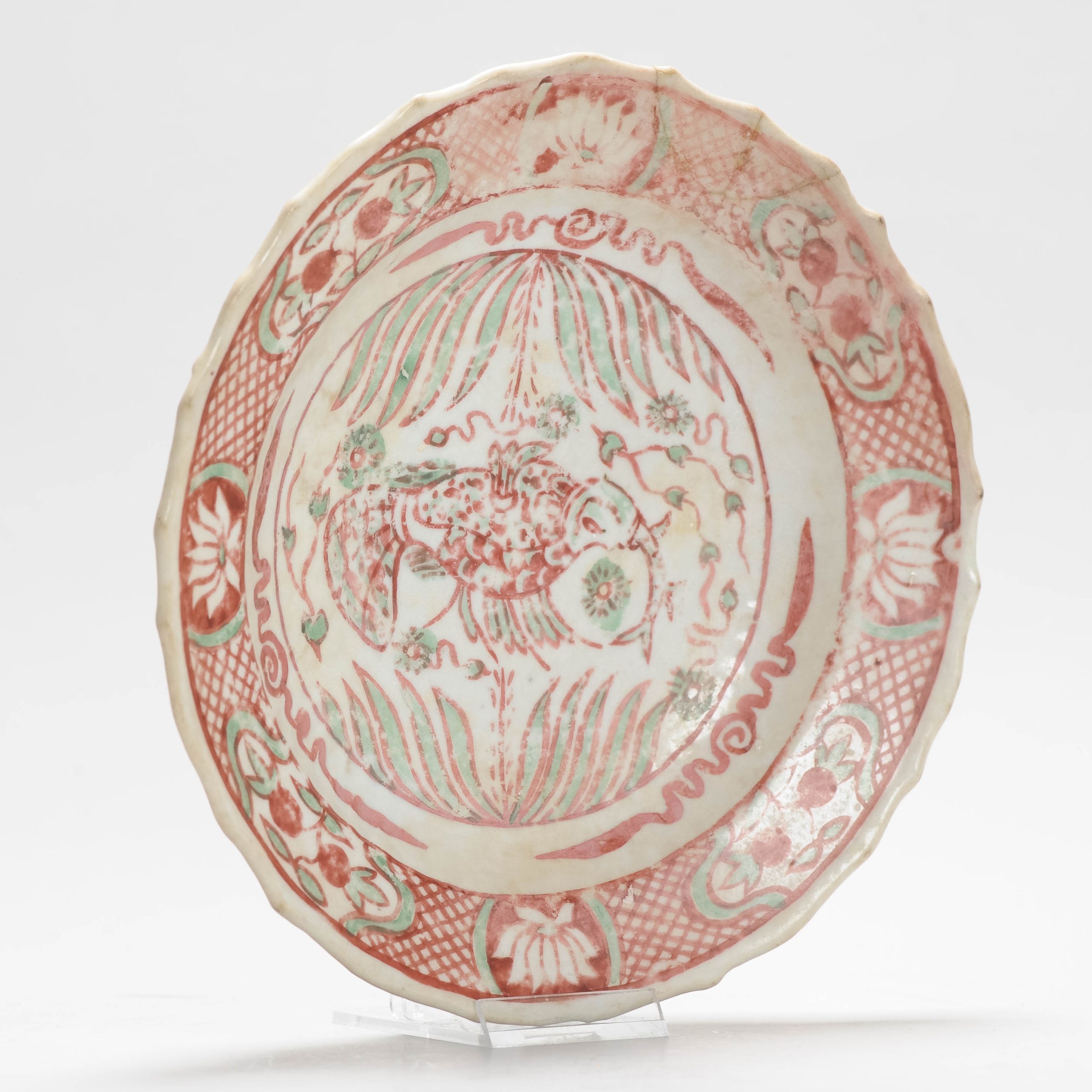 16c Ming Antique Chinese Porcelain Famille Verte Wucai Fish Dish Moulded - Image 2