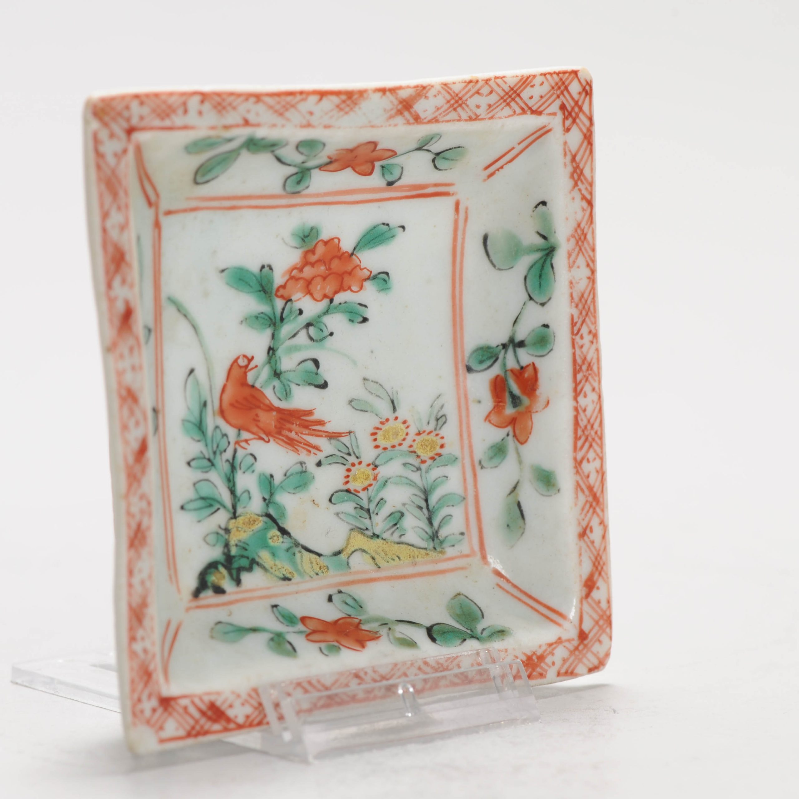 Unusual Small 17C Chinese Porcelain Ming Period Square dish Famille Verte Wucai - Image 10
