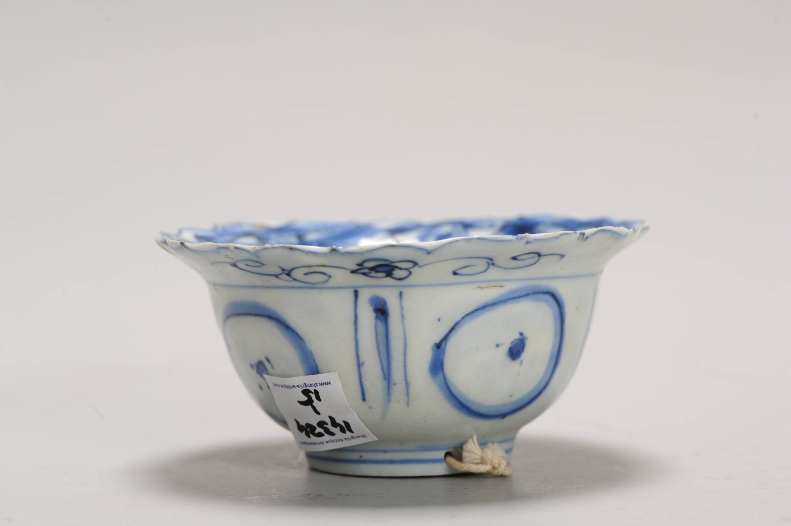 Antique Ming Period Chinese Porcelain Kraak Klapmuts Flowers Fruits Masks - Image 11