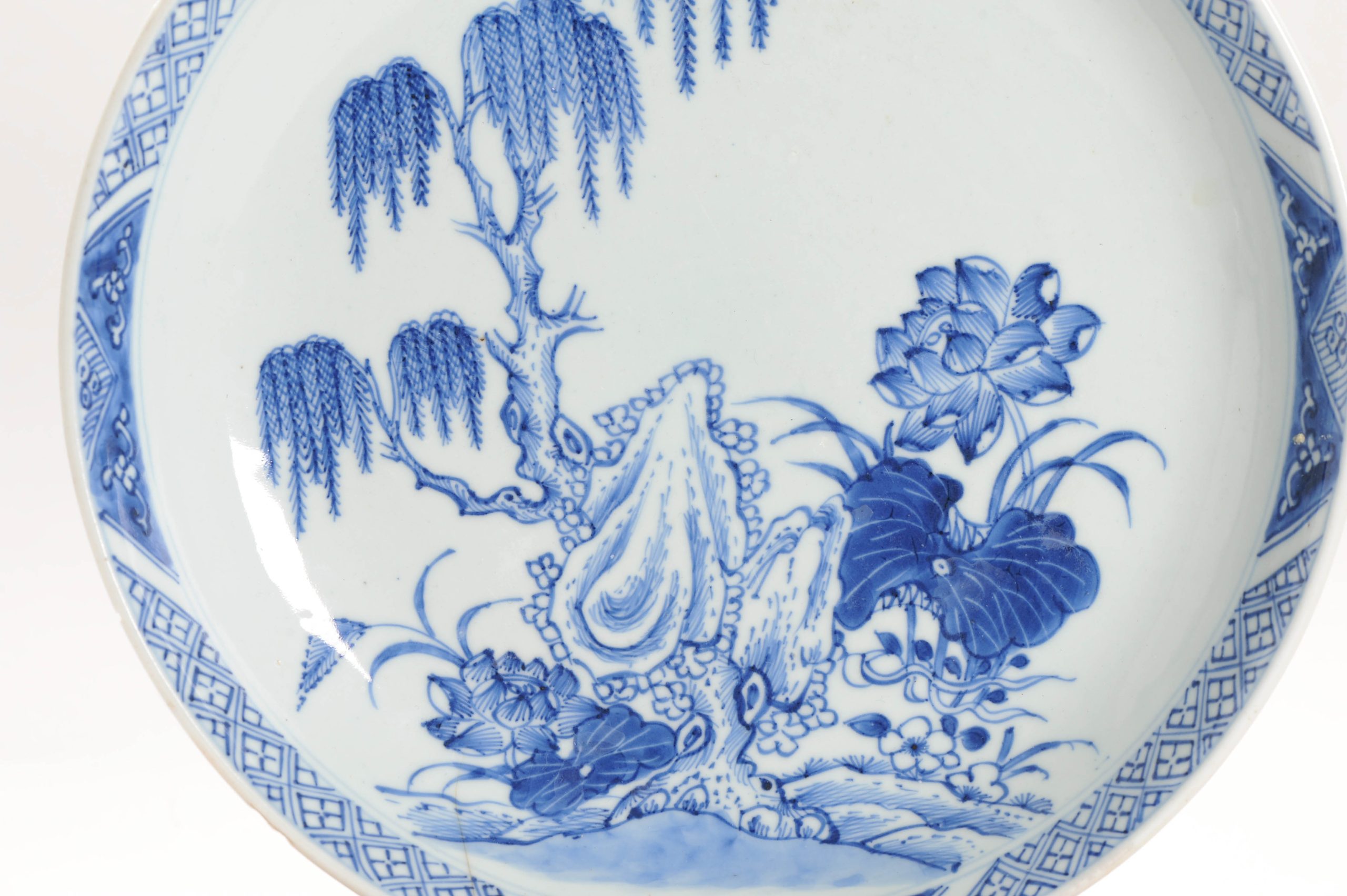 26CM Antique 18C Chinese Porcelain Qianlong Blue And White Plate Willow Tree - Image 3