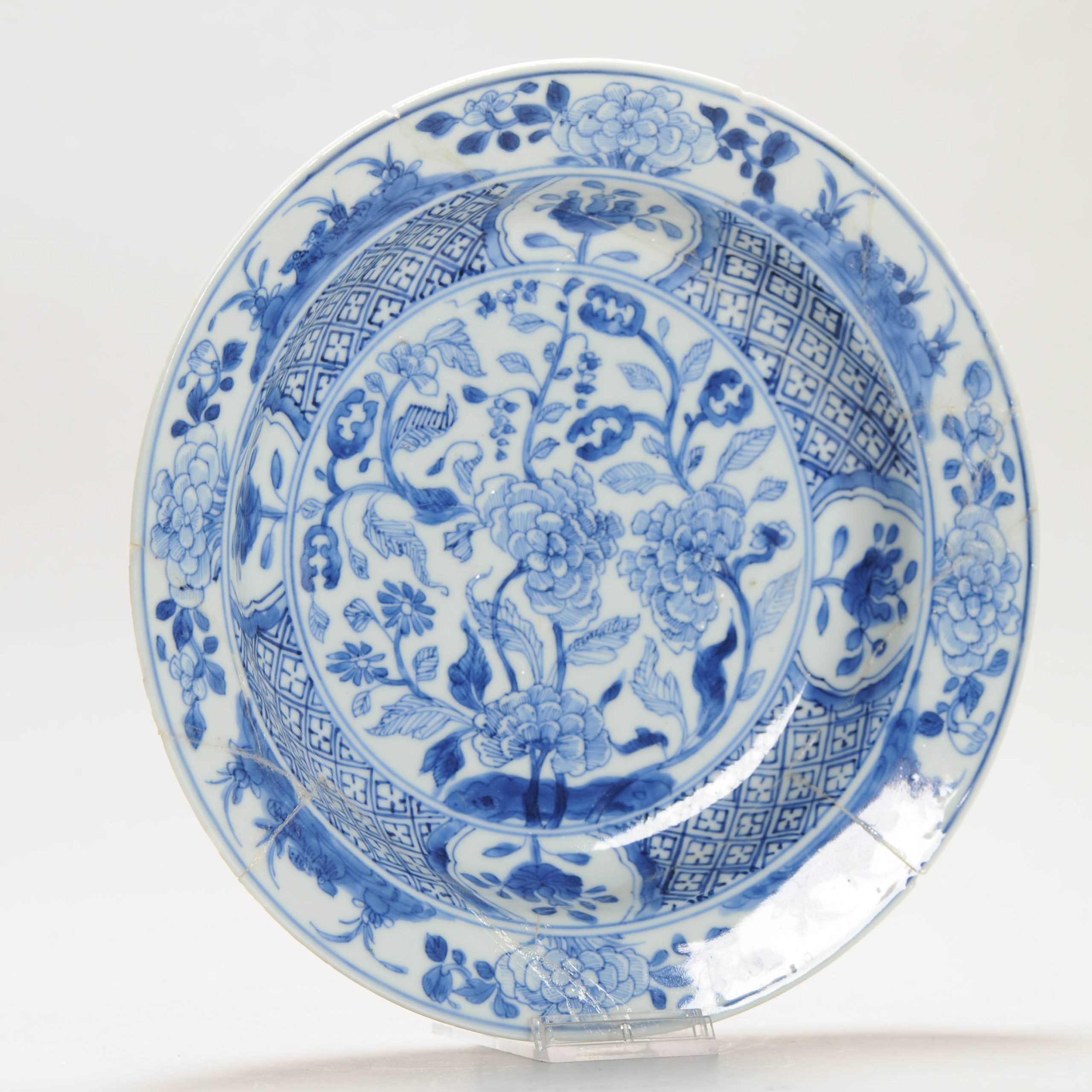 Antique Yongzheng Qing Period Chinese Porcelain Plate unMarked Base - Image 2