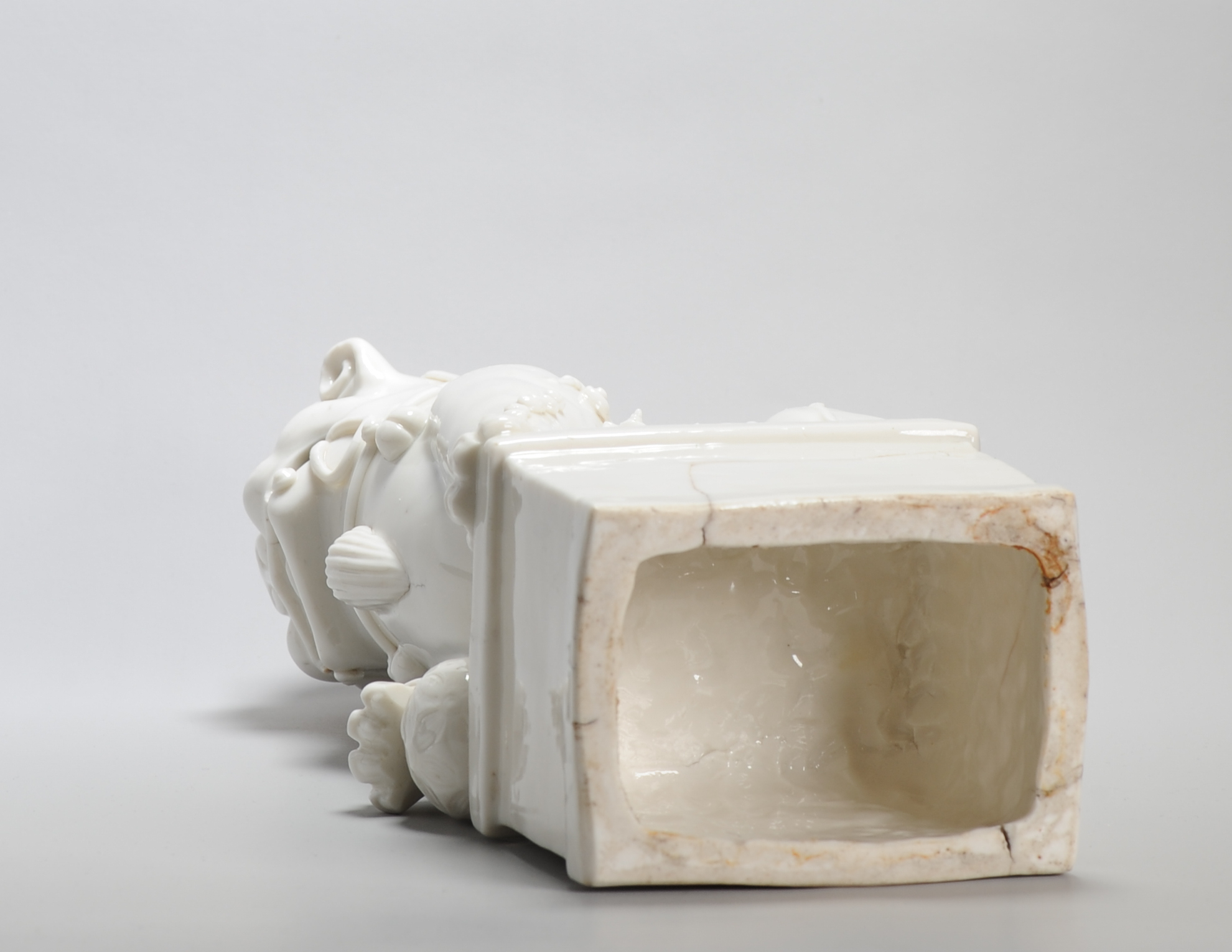 33cm Large Antique Transitional 17th C Dehua Blanc de Chine Foo Lion - Image 20