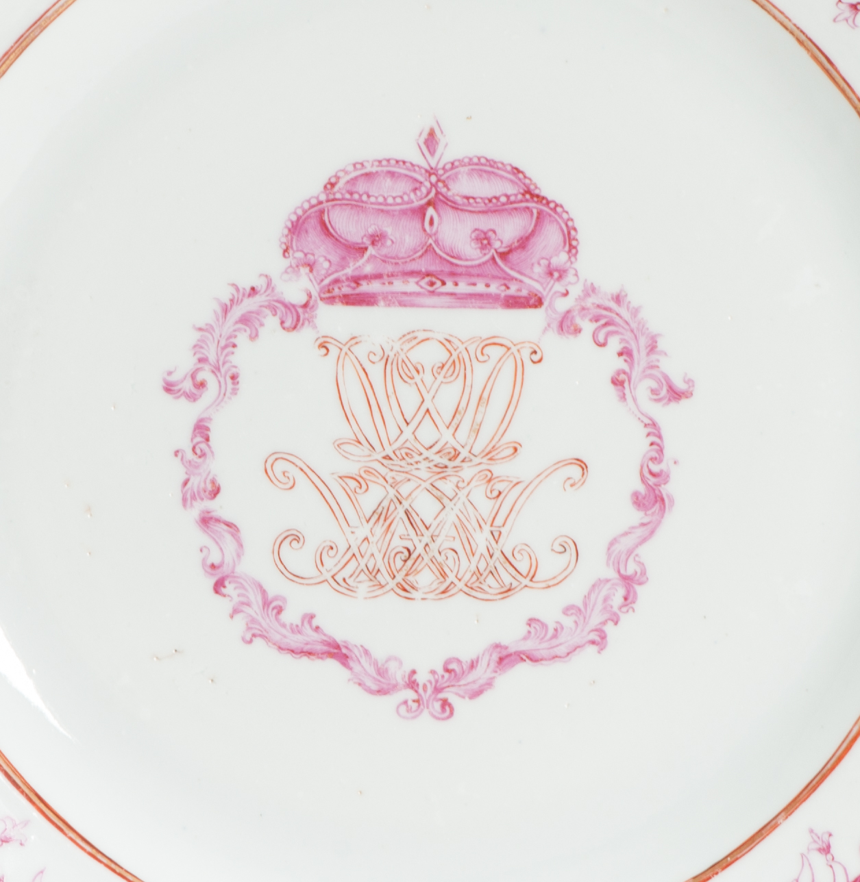 18C Qianlong period Chinese Porcelain Plate Armorial Flower Imperial Quality - Image 4