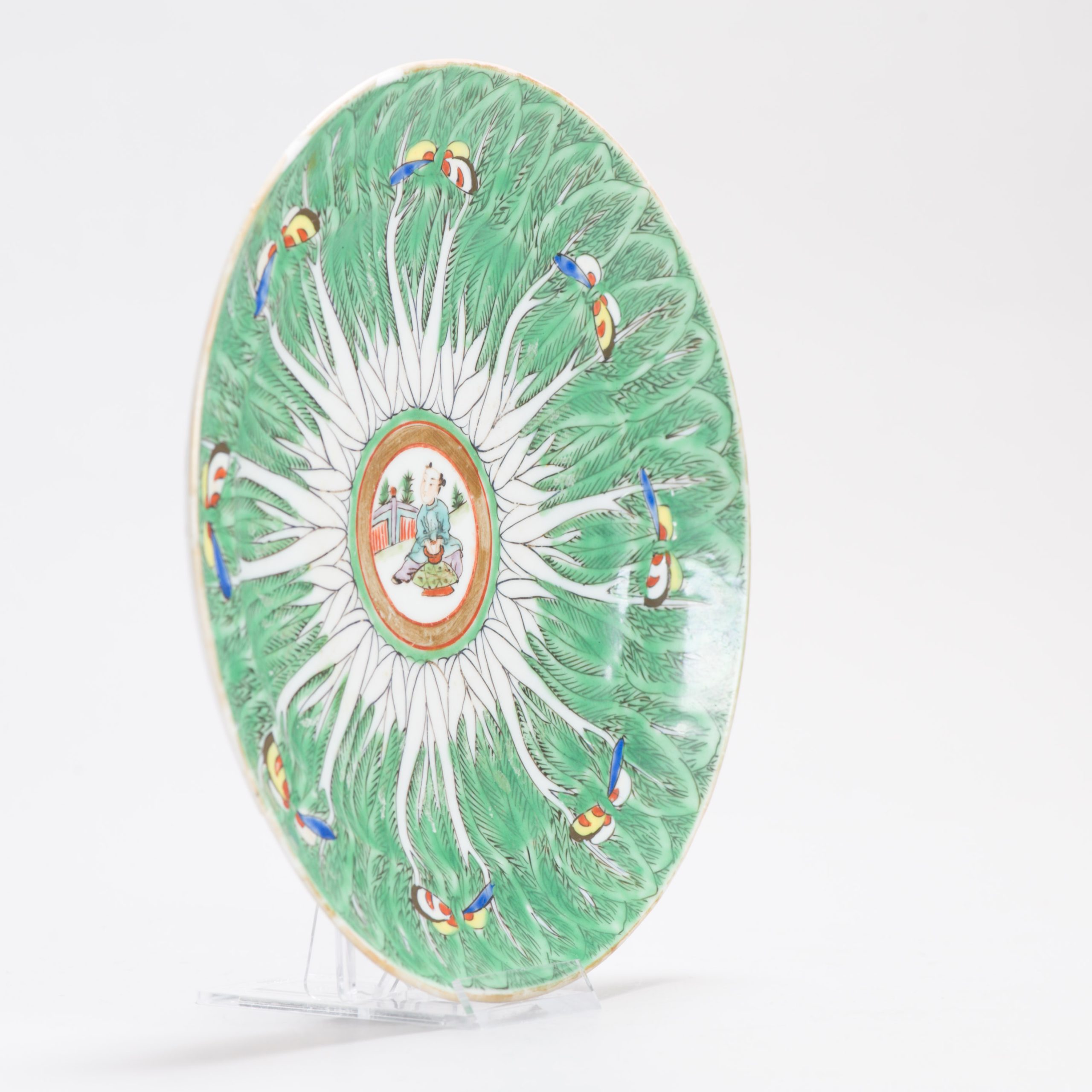 Antique 19C Chinese export Porcelain Cantonese Cabbage Leaf Figural Plate - Image 4
