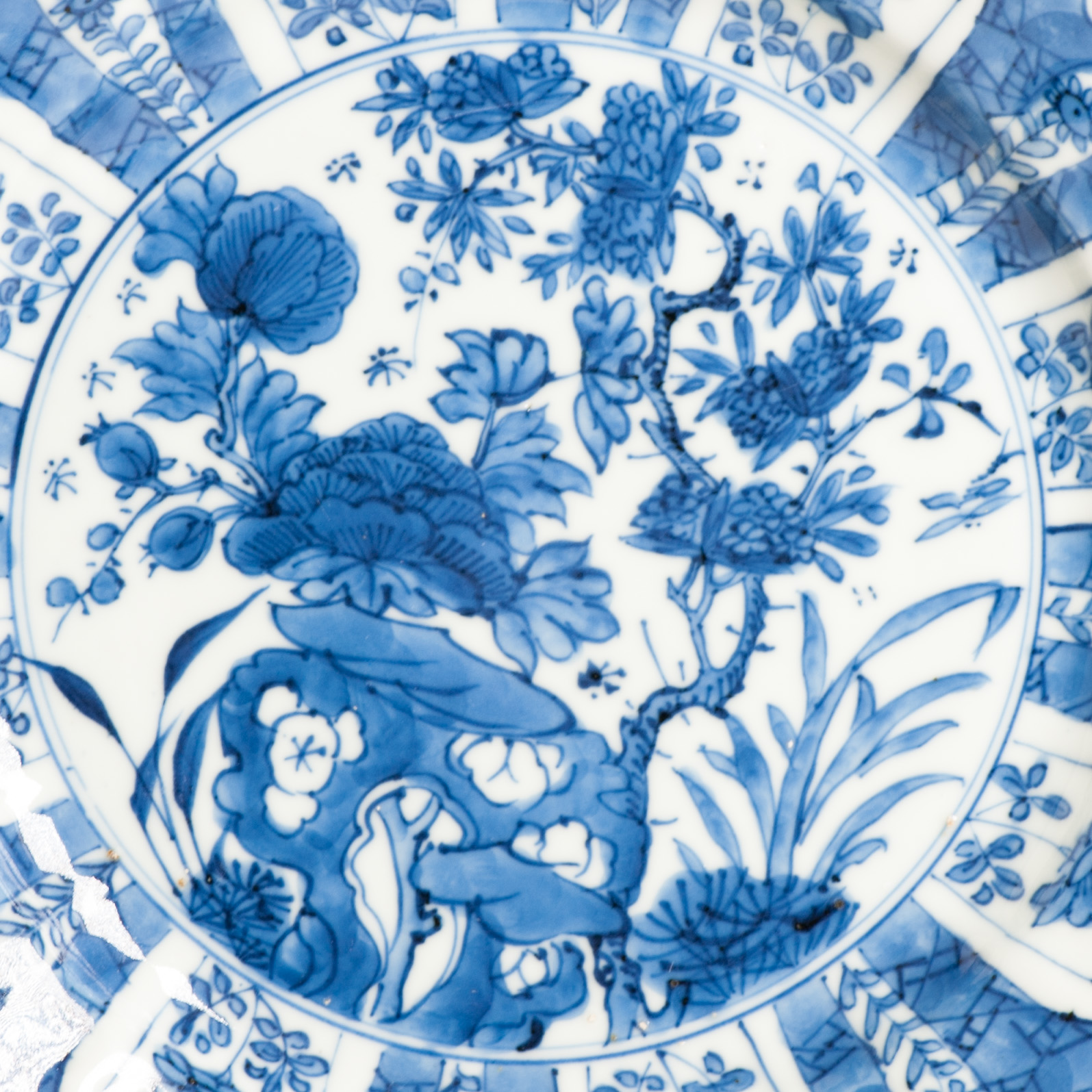 Antique 1700 Chinese Kangxi Period Porcelain Dish Plate Marked Base - Image 4
