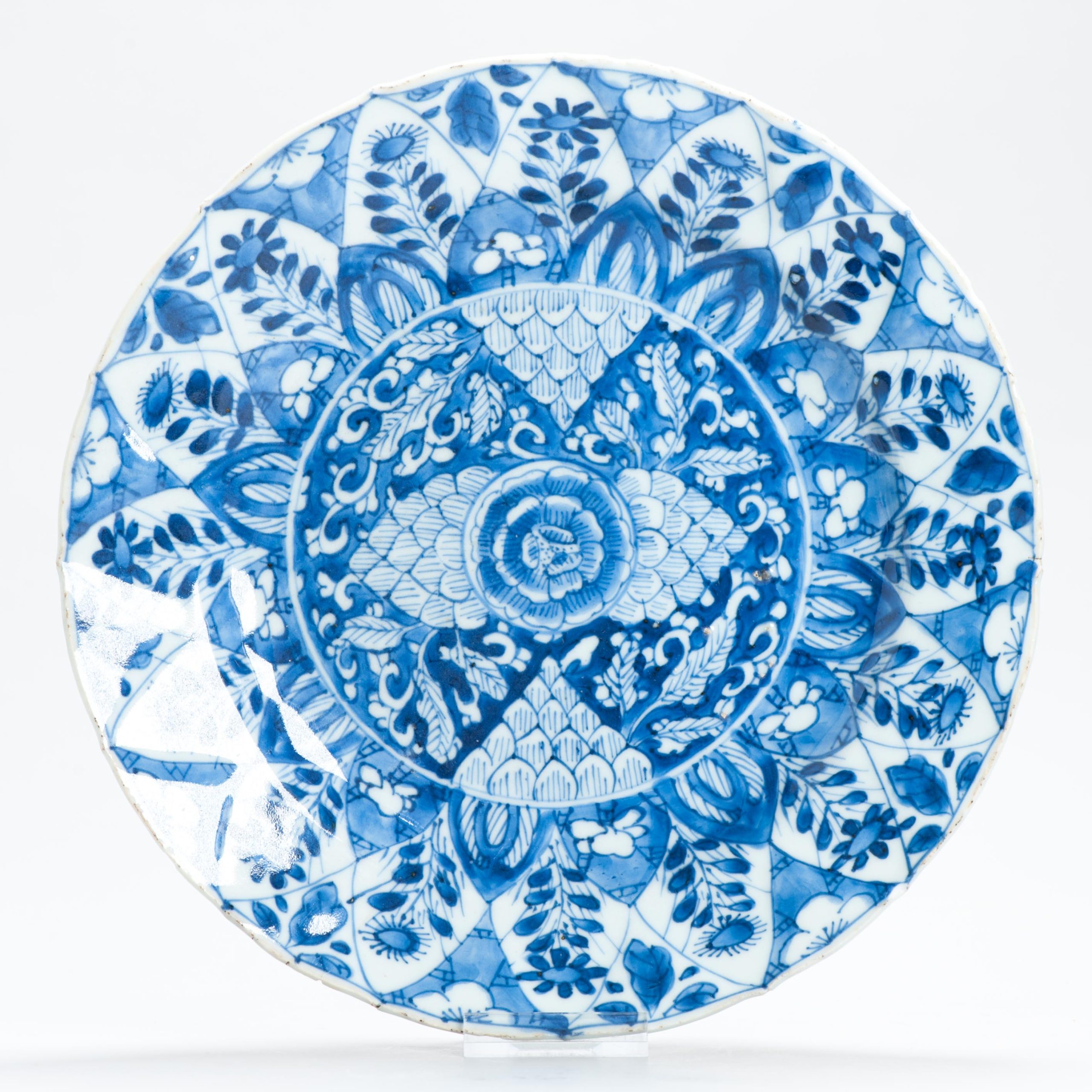 Antique 1700 Chinese Kangxi Period Porcelain Dish Plate Marked Base - Image 2