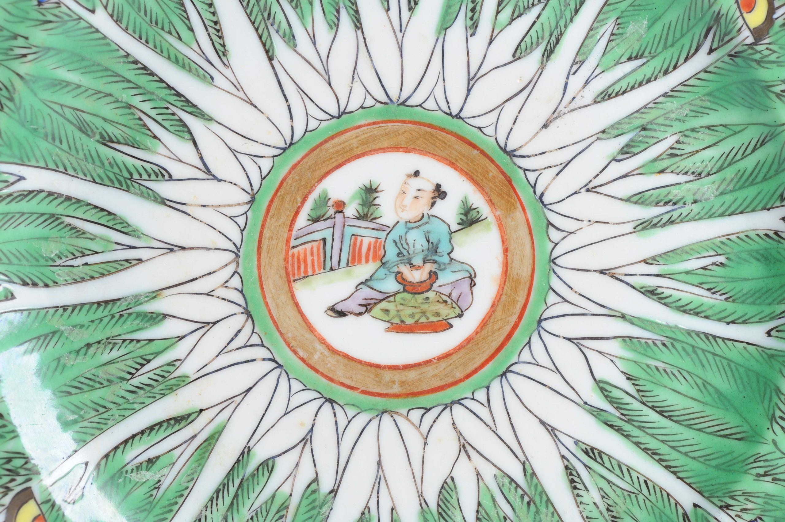 Antique 19C Chinese export Porcelain Cantonese Cabbage Leaf Figural Plate - Image 14