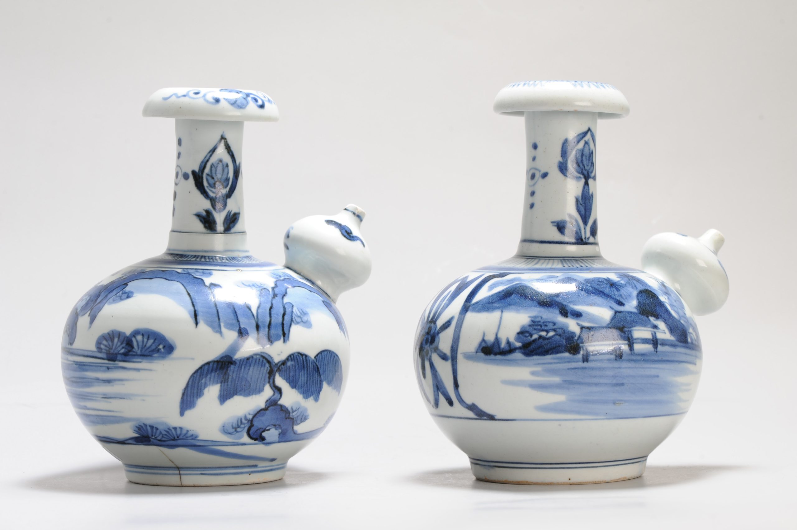 Antique Edo period Ca 1670 Japanese Ming Style Porcelain Ghendis Arita Kraak
