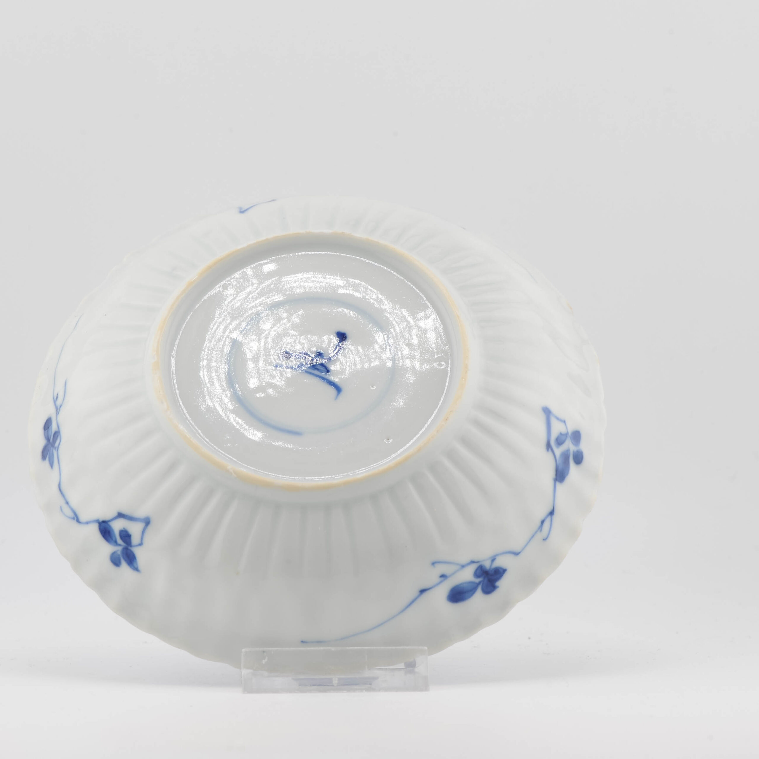 Antique Chinese Porcelain Kangxi ca 1690 Flowers in Garden Marked China - Image 2